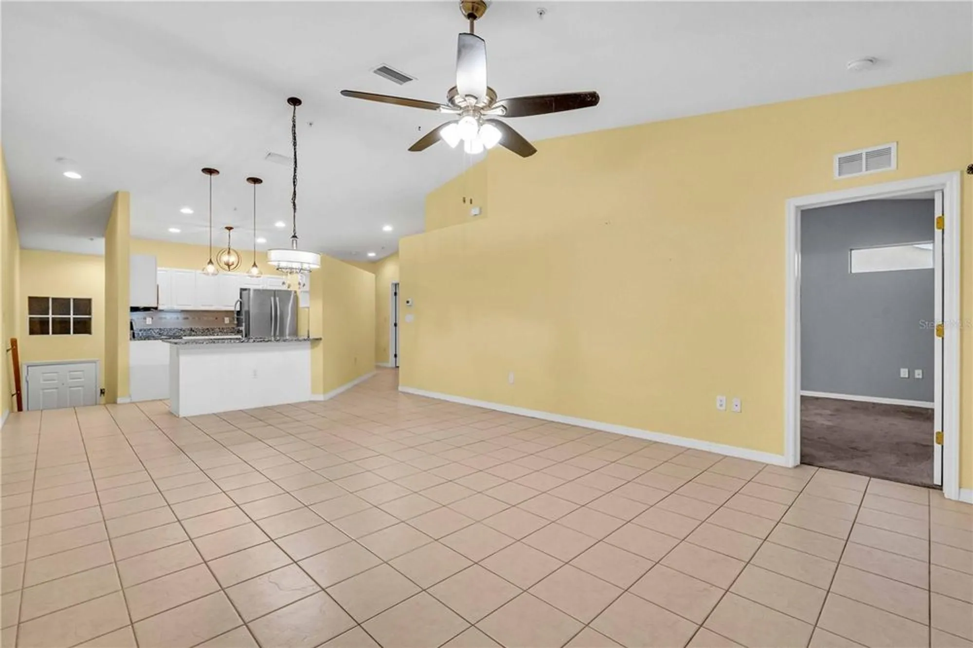 Property Slideshow image 9 of 51 | 6421 bay cedar ln, Bradenton, FL, 34203
