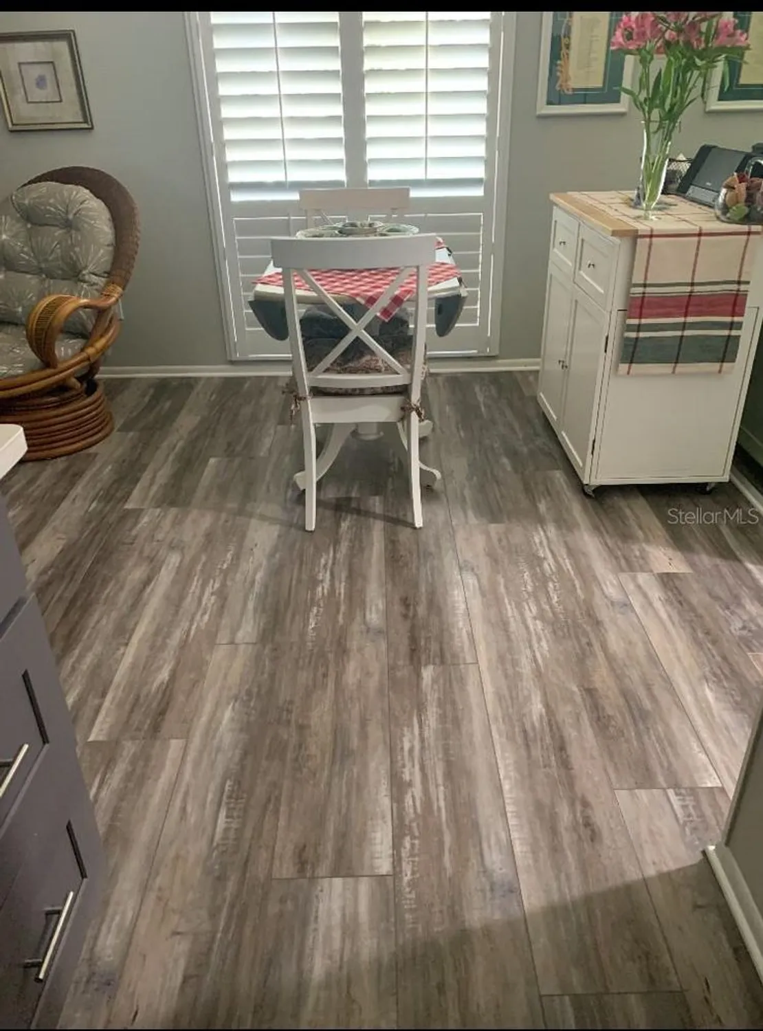 Property Slideshow image 13 of 30 | 1609 whitebridge dr c, Palm Harbor, FL, 34684