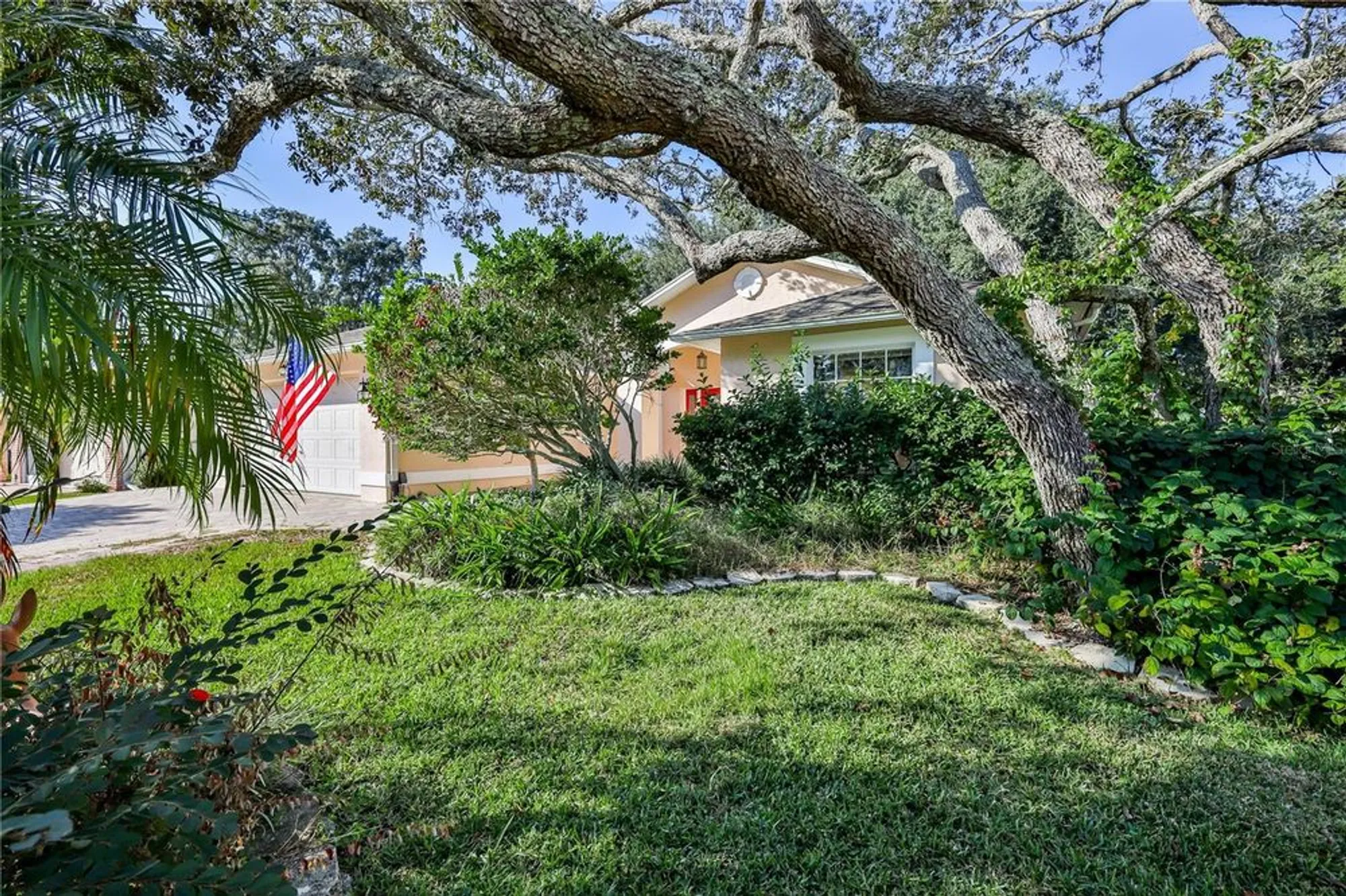 Property Slideshow image 5 of 78 | 2075 quailwood ln, Spring Hill, FL, 34606