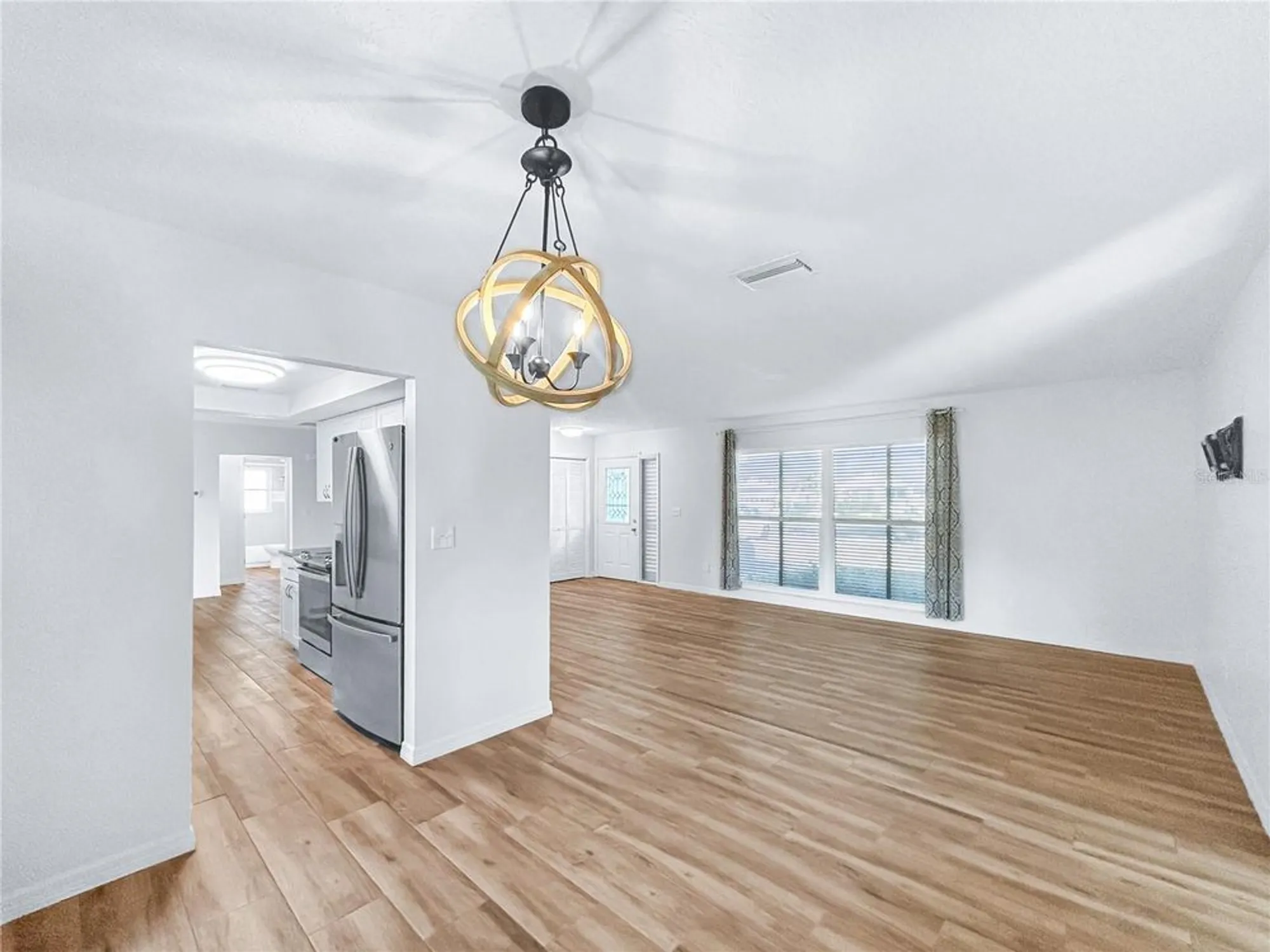 Property Slideshow image 9 of 52 | 1408 w del webb blvd, Sun City Center, FL, 33573