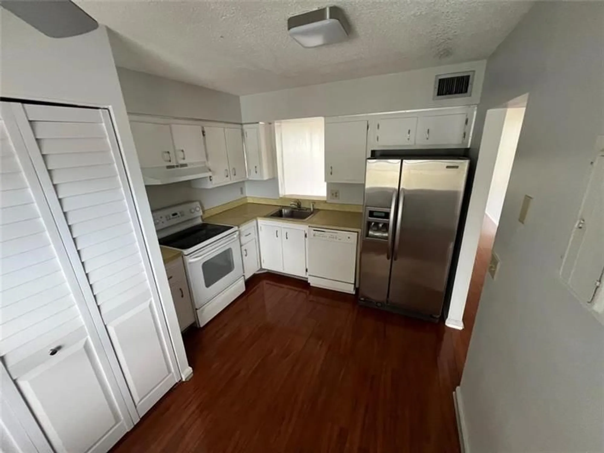 Property Slideshow image 21 of 27 | 14747 cumberland dr apt 206, Delray Beach, FL, 33446