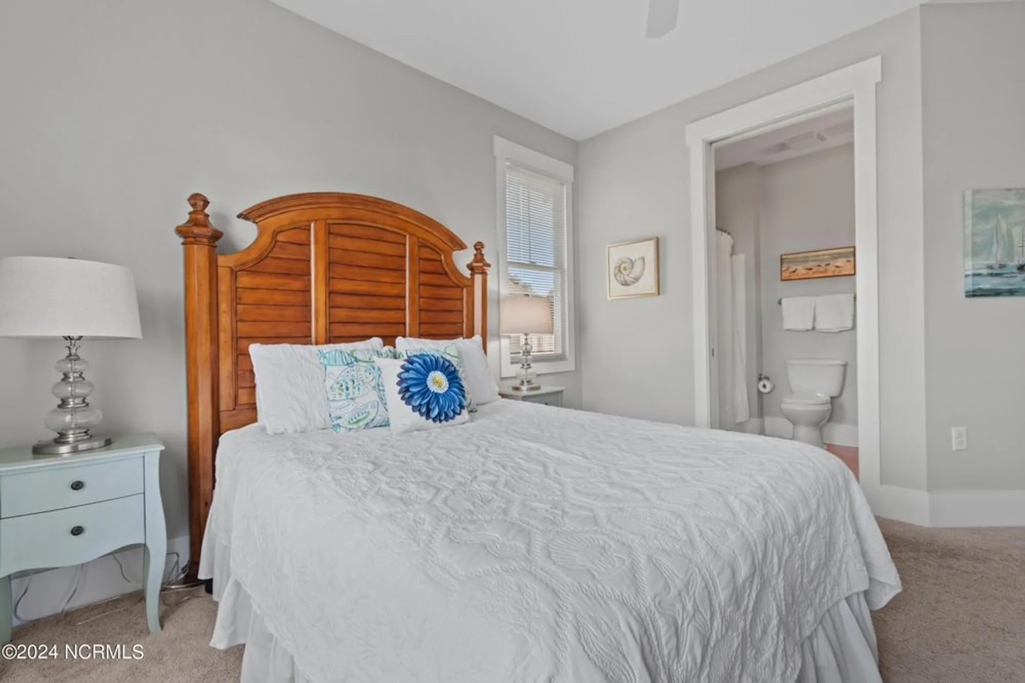 Property Slideshow image 26 of 61 | 2537 st james dr apt 303, Southport, NC, 28461
