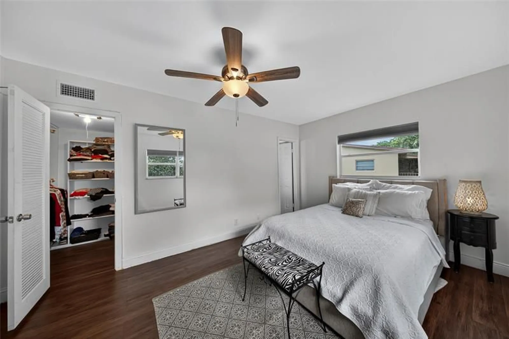 Property Slideshow image 13 of 44 | 7610 nw 1st st 201, Margate, FL, 33063