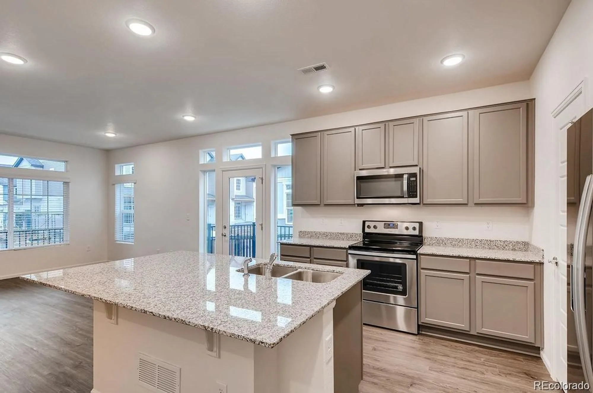 Property Slideshow image 5 of 11 | 3841 n himalaya rd unit 1, Denver, CO, 80249