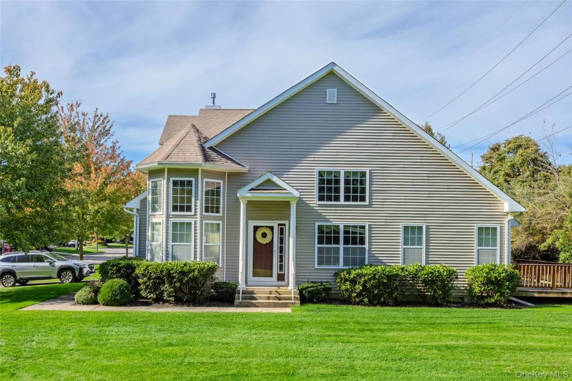 Property Slideshow image 1 of 32 | 48 avery ln, Miller Place, NY, 11764