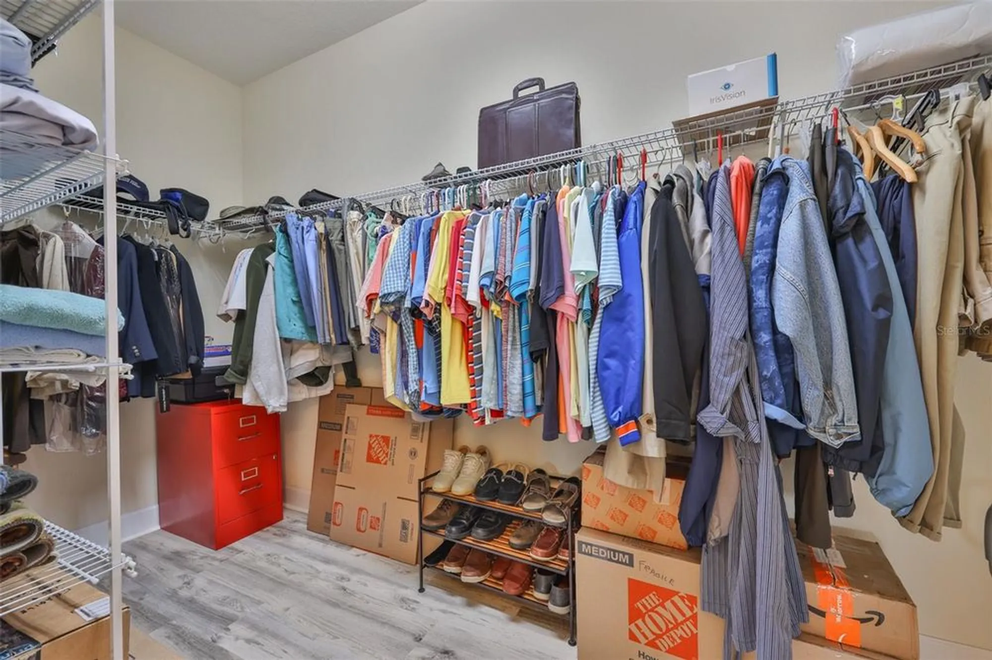 Property Slideshow image 19 of 45 | 2311 nottingham greens dr, Sun City Center, FL, 33573