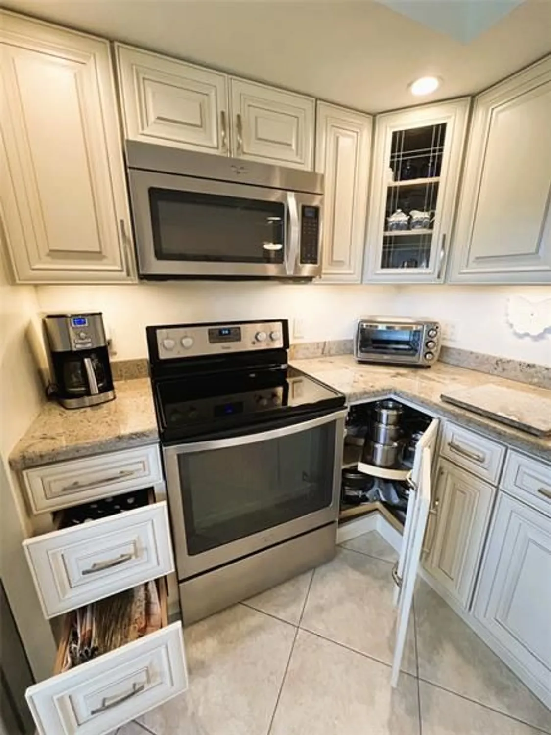 Property Slideshow image 27 of 42 | 3303 aruba way d3, Coconut Creek, FL, 33066