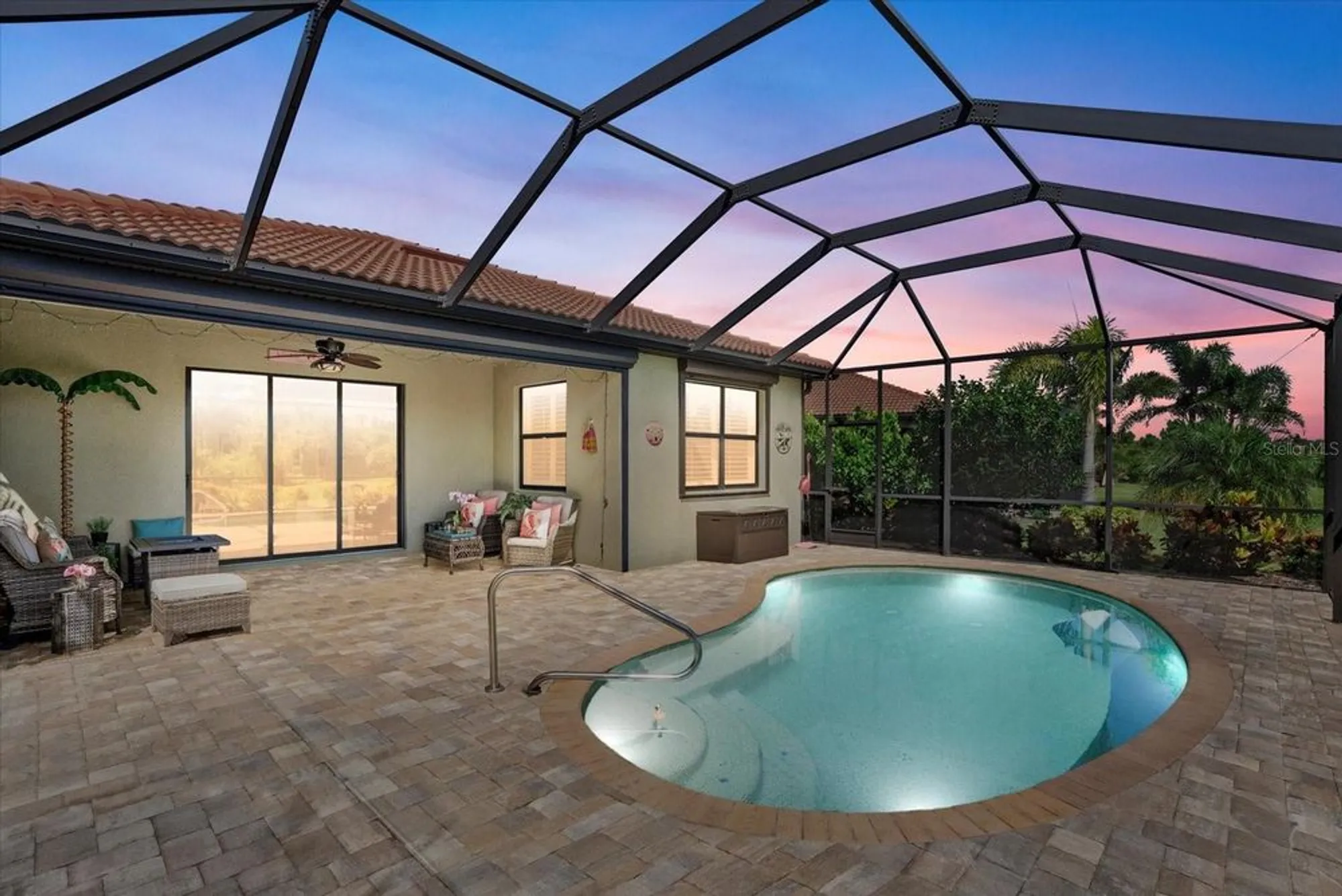 Property Slideshow image 31 of 66 | 10189 fiddlewood dr, Venice, FL, 34293
