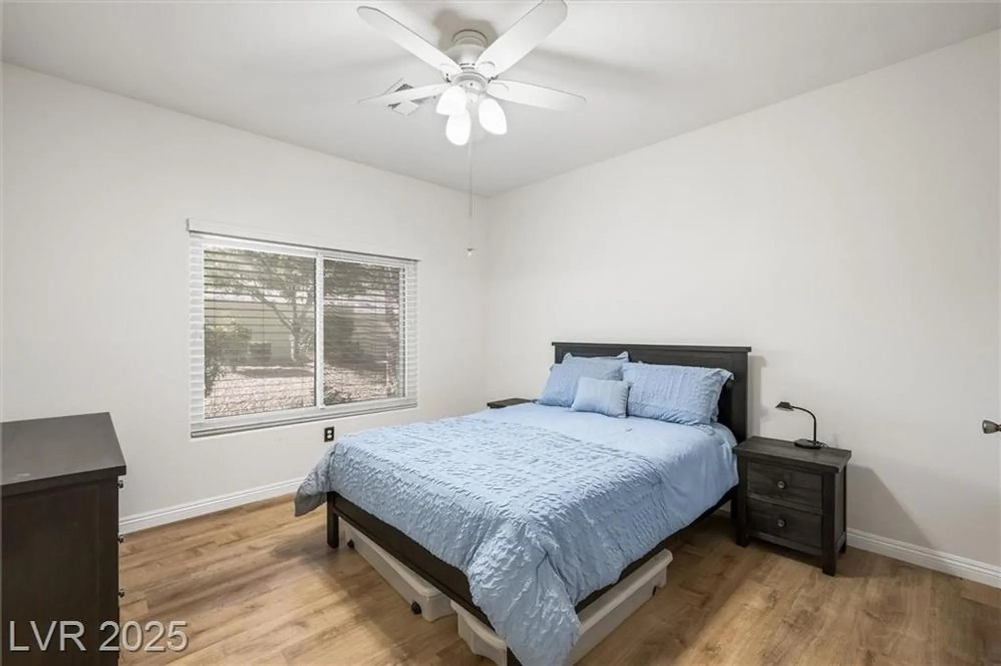 Property Slideshow image 23 of 40 | 2313 sun cliffs st, Las Vegas, NV, 89134