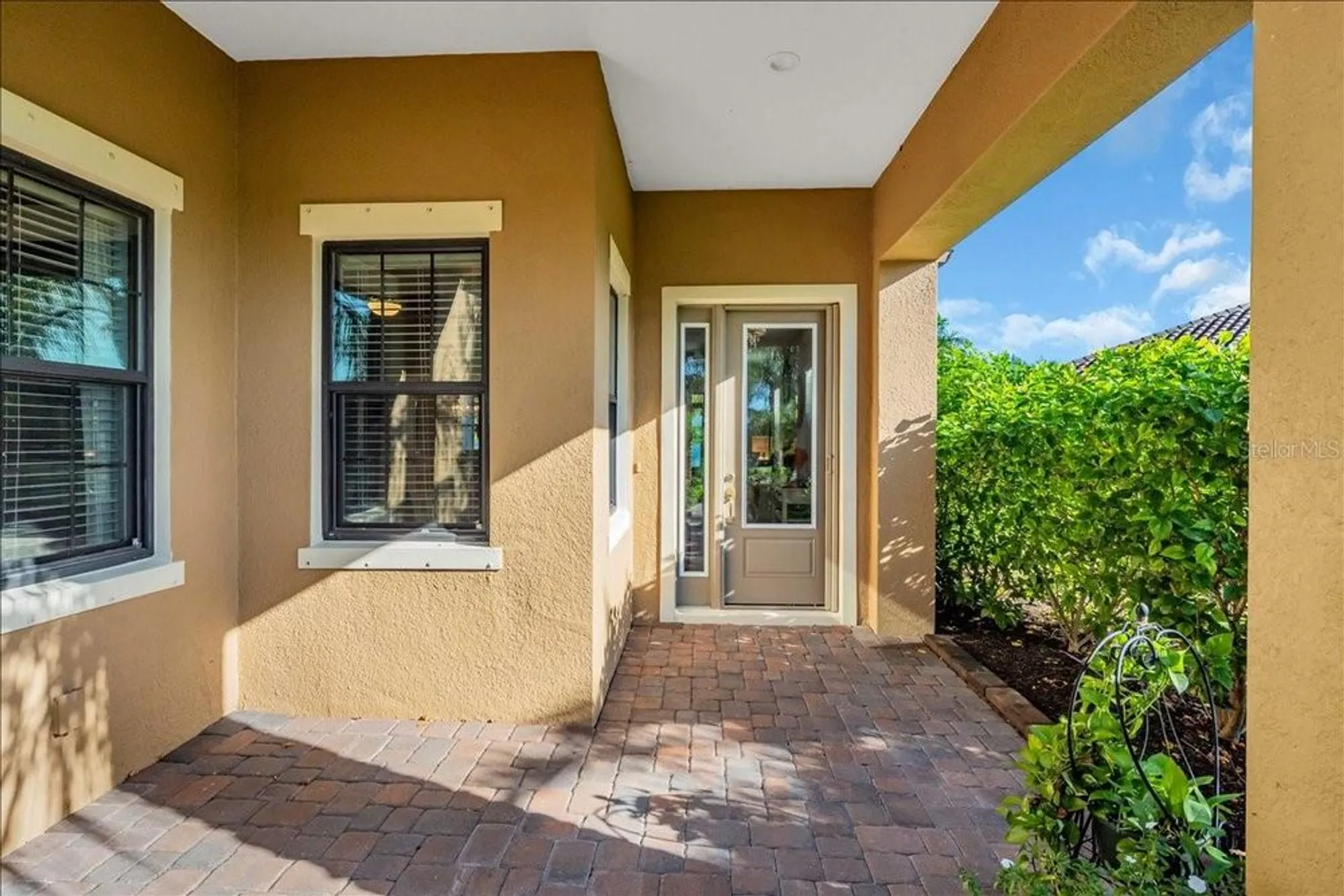 Property Slideshow image 6 of 72 | 26777 weiskopf dr, Englewood, FL, 34223