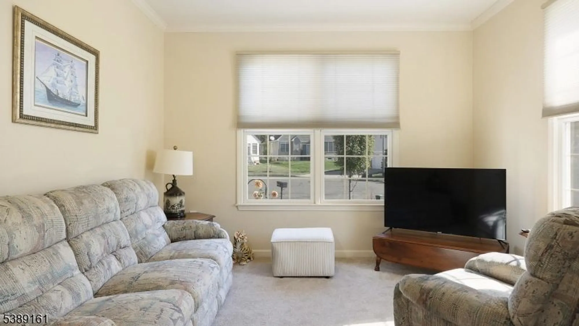 Property Slideshow image 5 of 32 | 9 pitcher pt, Somerset, NJ, 08873