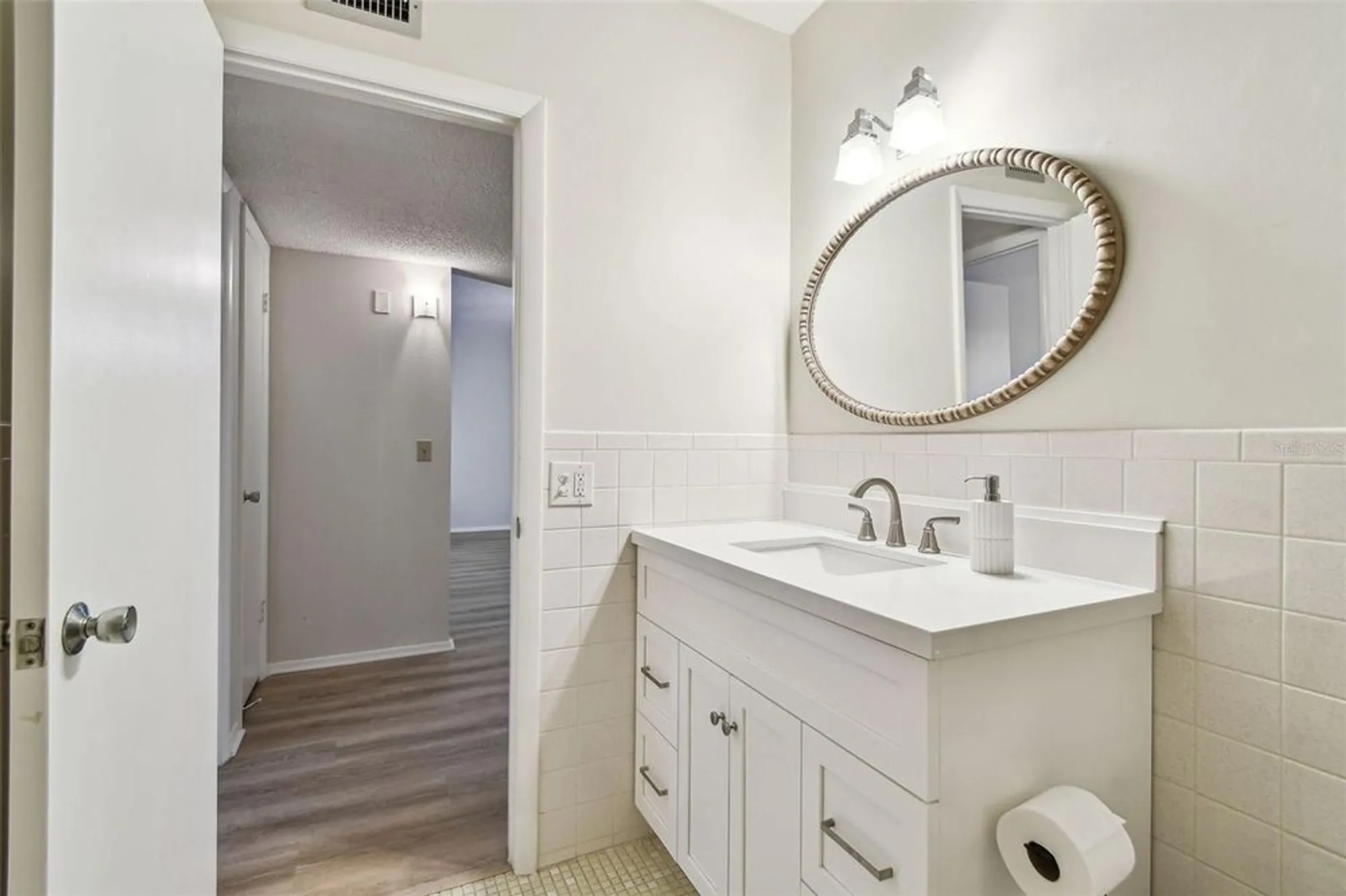 Property Slideshow image 35 of 52 | 2430 florentine way 46, Clearwater, FL, 33763