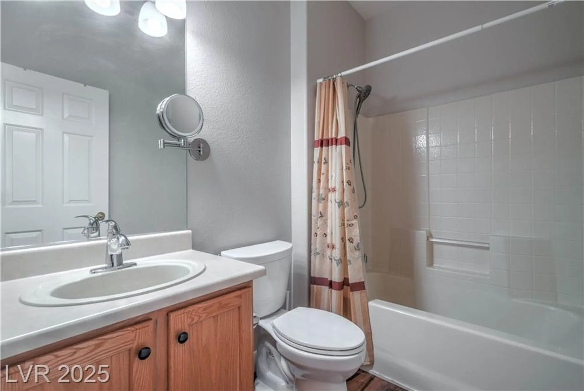 Property Slideshow image 15 of 21 | 2085 desert woods dr, Henderson, NV, 89012