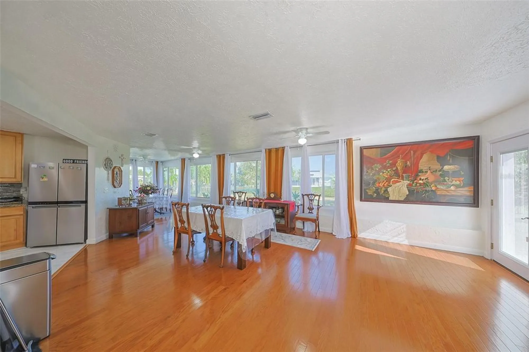 Property Slideshow image 11 of 39 | 627 fort duquesna dr, Sun City Center, FL, 33573