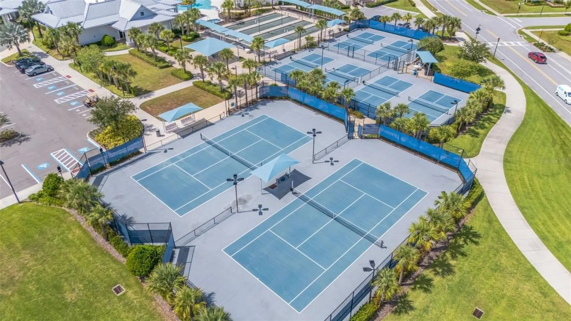 Property Slideshow image 57 of 70 | 19494 sea glass cir, Land O Lakes, FL, 34638