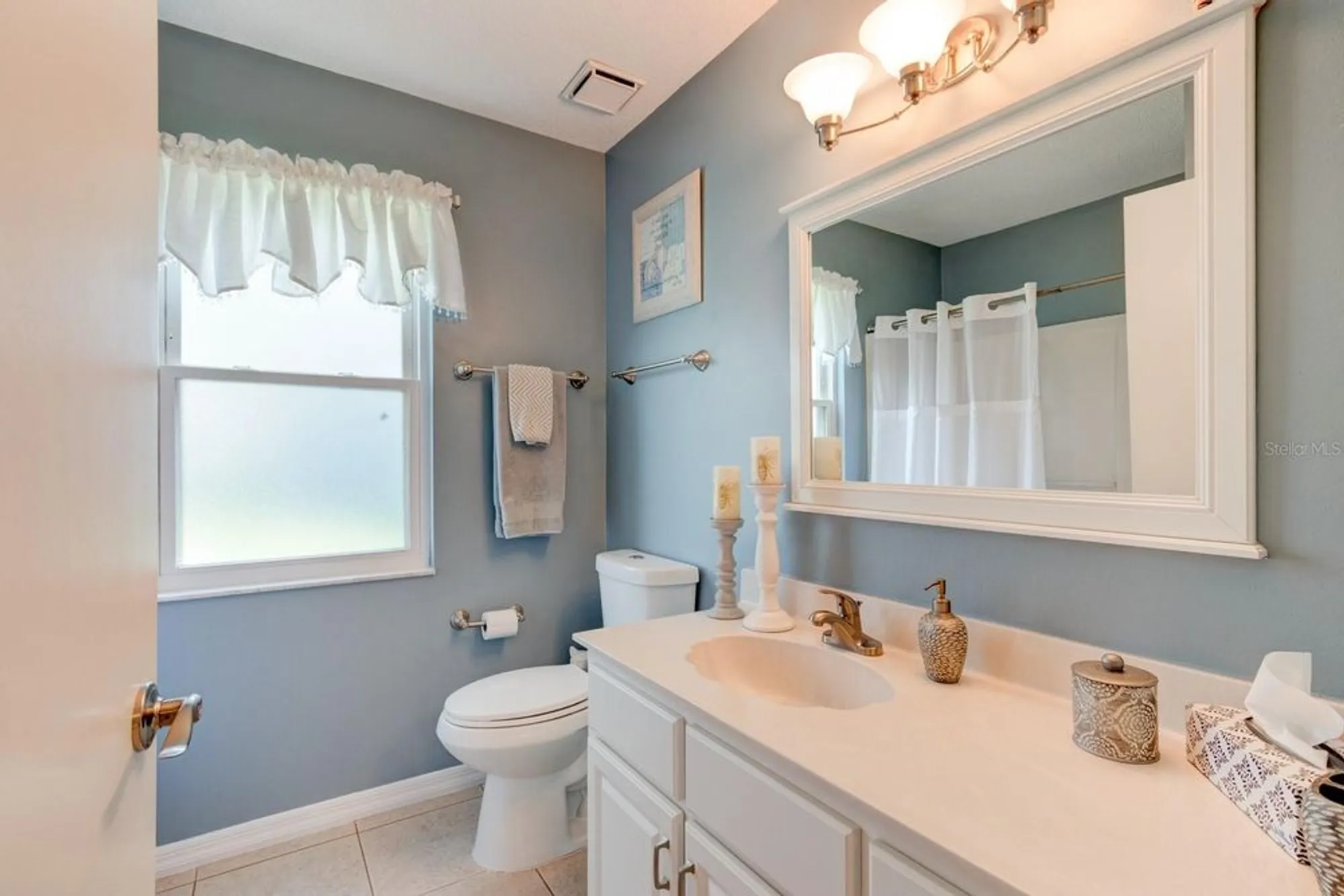 Property Slideshow image 13 of 28 | 116 duck hawk cir 3040, Daytona Beach, FL, 32119