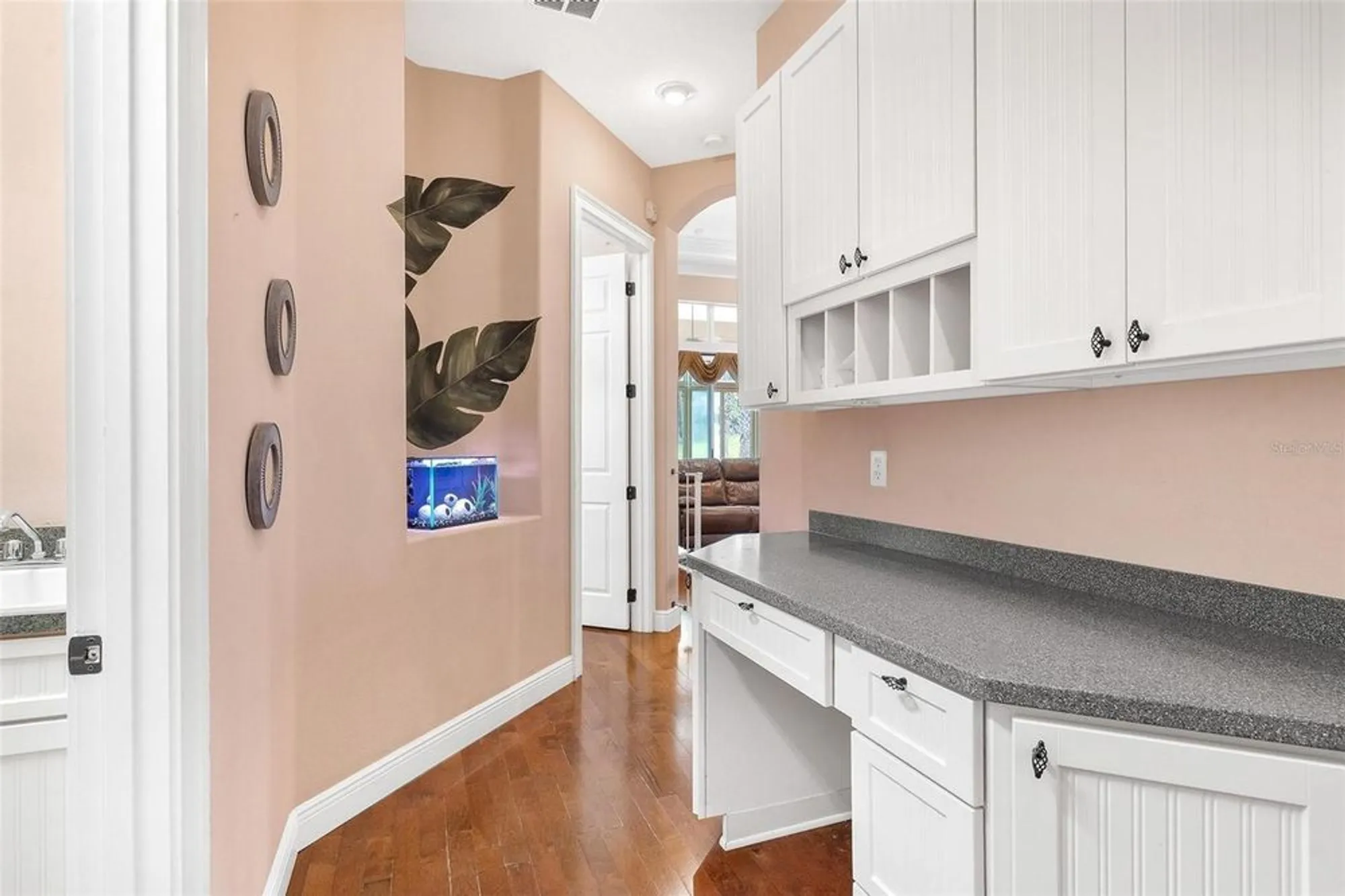 Property Slideshow image 31 of 47 | 38800 harborwoods pl, Lady Lake, FL, 32159