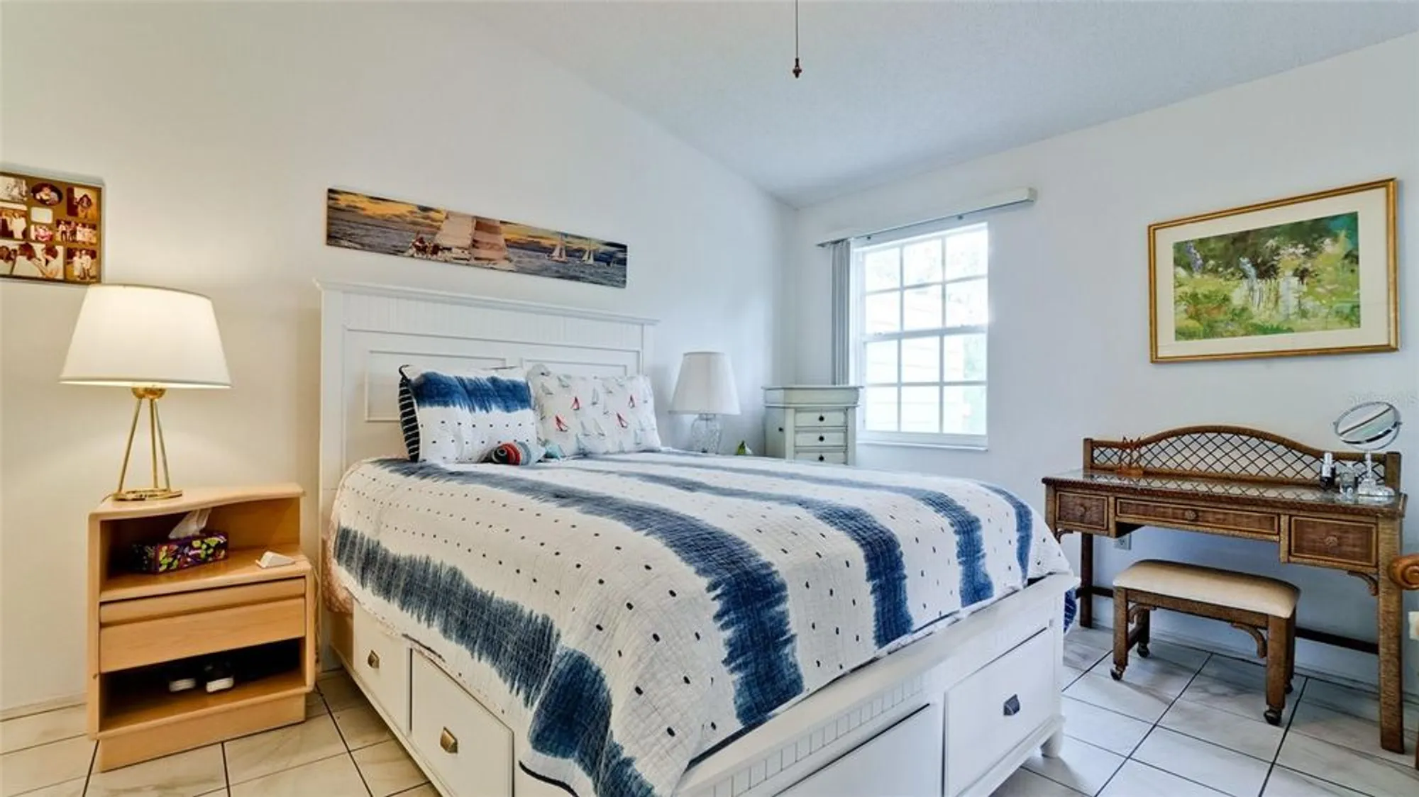 Property Slideshow image 18 of 46 | 512 sanderling cir, Bradenton, FL, 34209