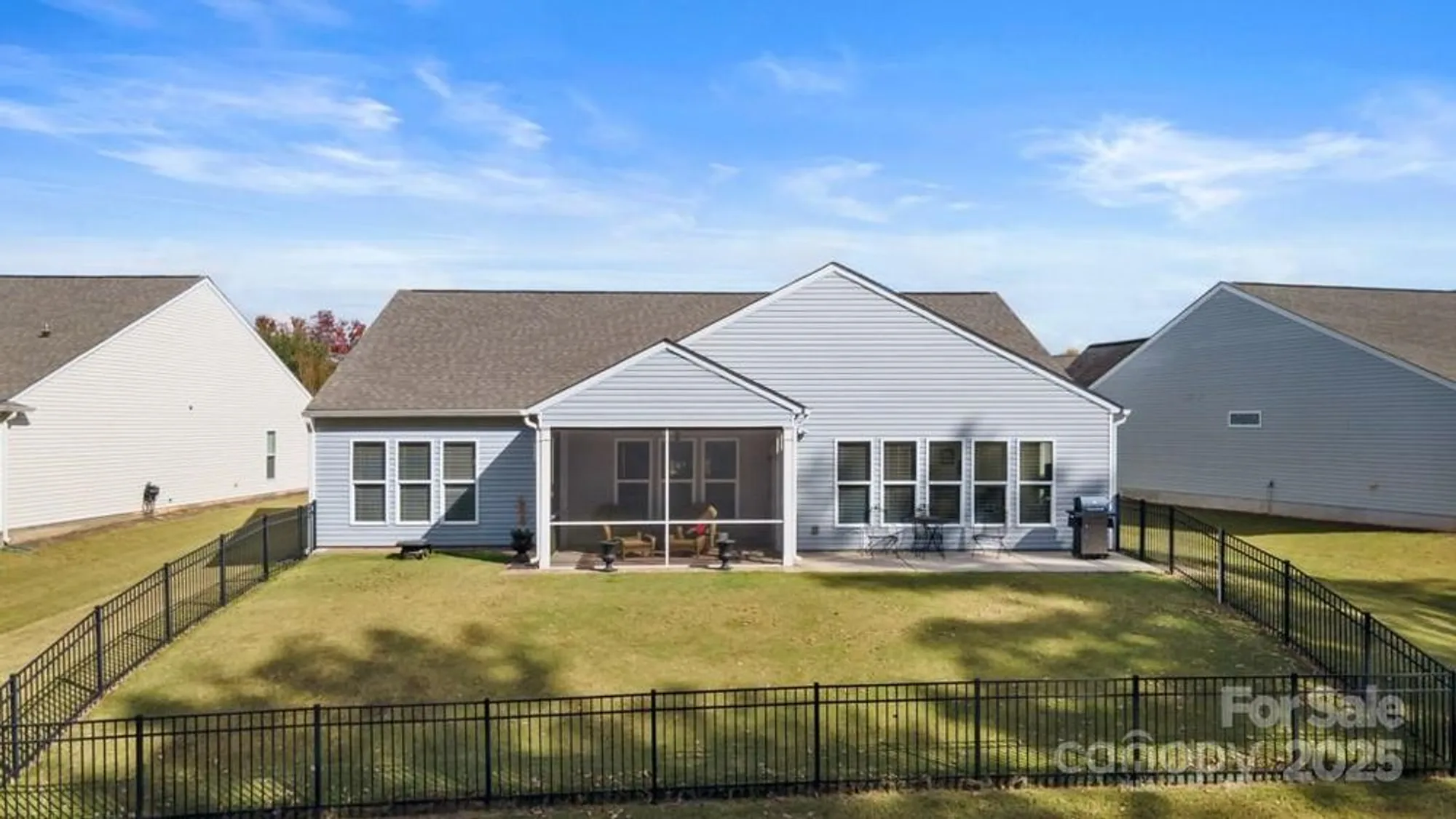 Property Slideshow image 27 of 45 | 2071 bronze leaf dr, Fort Mill, SC, 29707