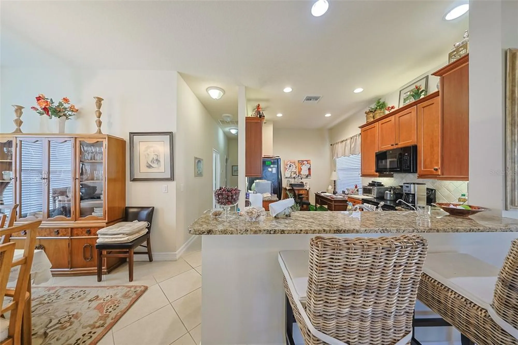 Property Slideshow image 29 of 67 | 15948 cobble mill dr, Wimauma, FL, 33598