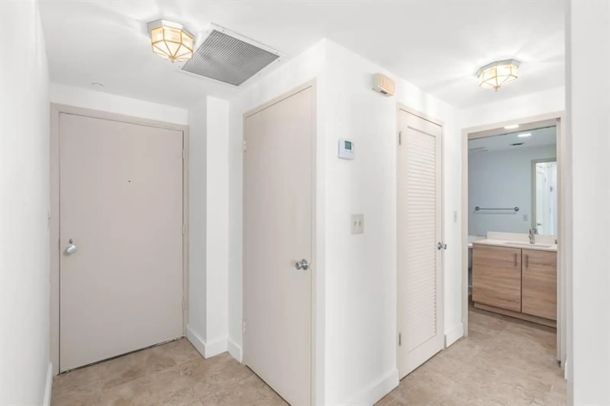 Property Slideshow image 15 of 28 | 3333 ne 34th st 1714, Fort Lauderdale, FL, 33308