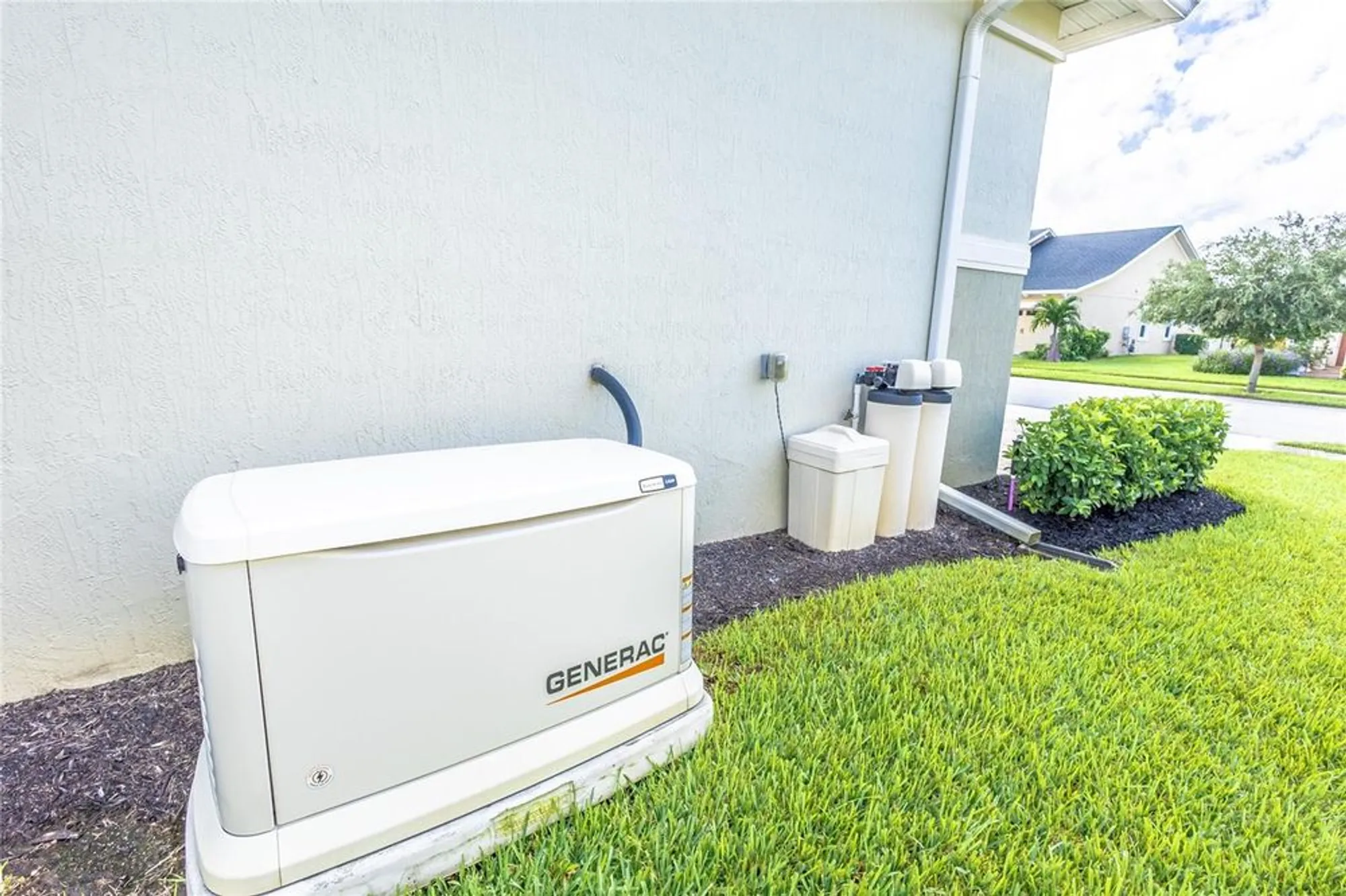 Property Slideshow image 40 of 88 | 2606 meadowedge loop, Saint Cloud, FL, 34772