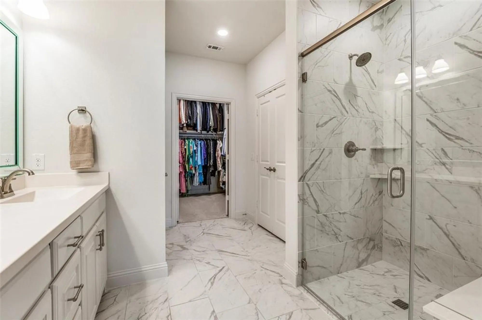 Property Slideshow image 18 of 28 | 3851 sand lily ln, Prosper, TX, 75078