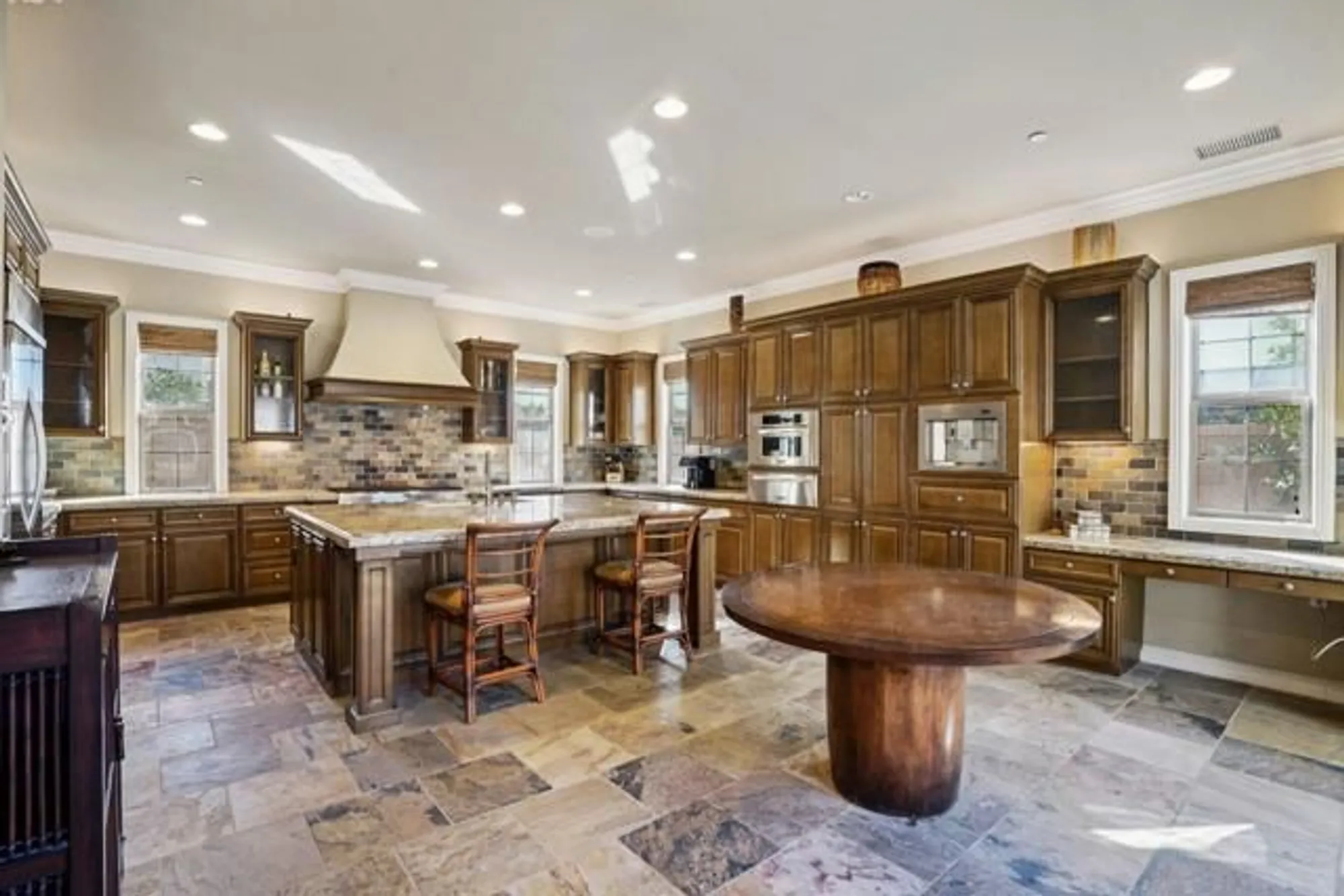 Property Slideshow image 30 of 50 | 4449 esplanade ln, Palm Springs, CA, 92262