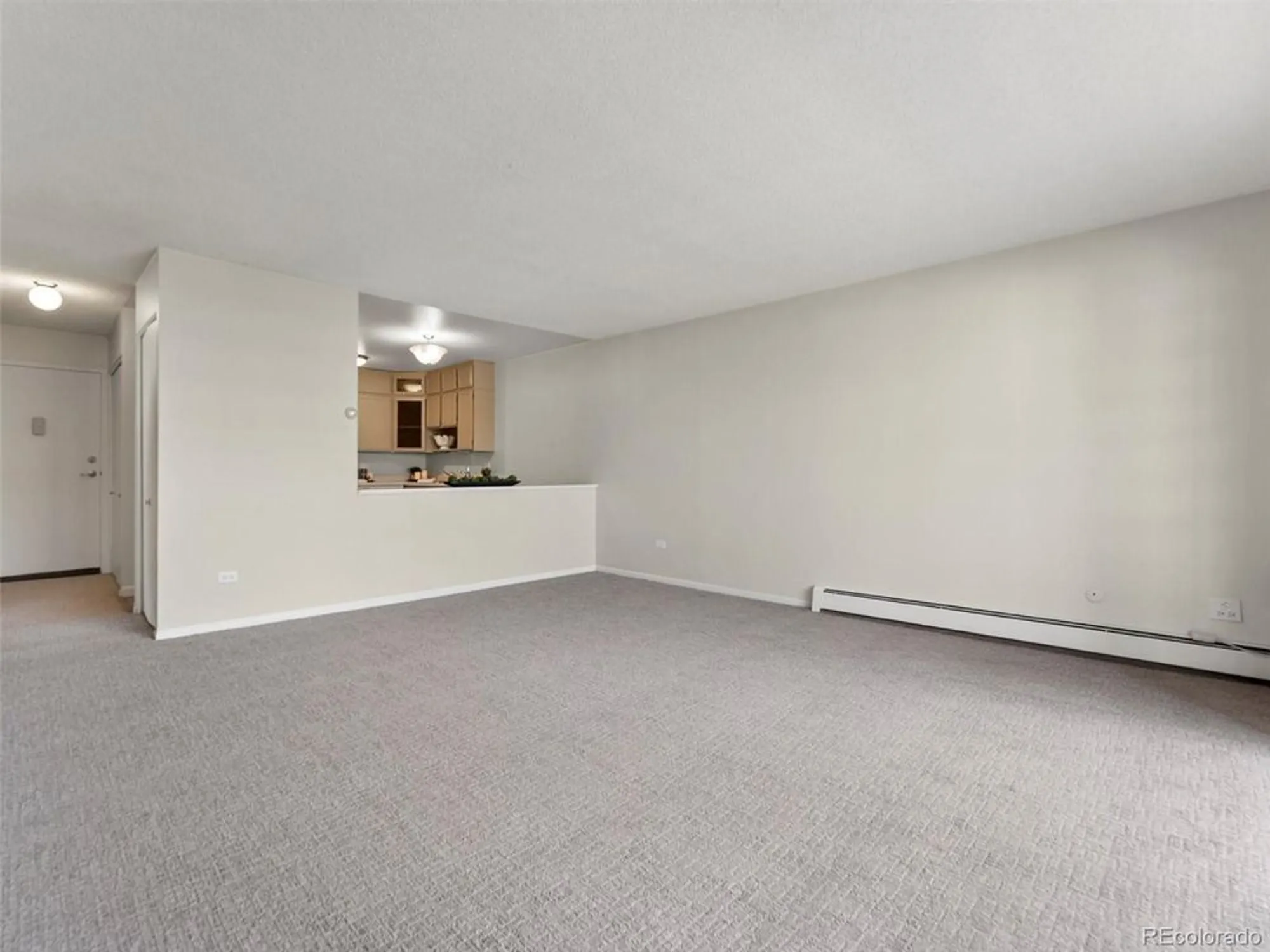Property Slideshow image 22 of 37 | 605 s alton way 2b, Denver, CO, 80247