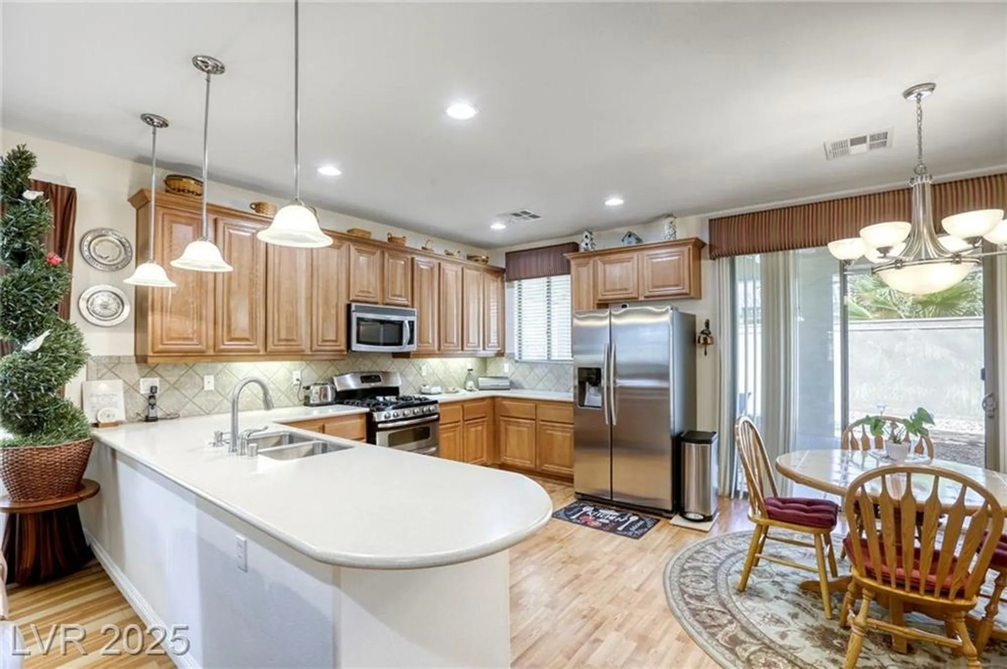 Property Slideshow image 12 of 65 | 3736 rocklin peak ave, North Las Vegas, NV, 89081