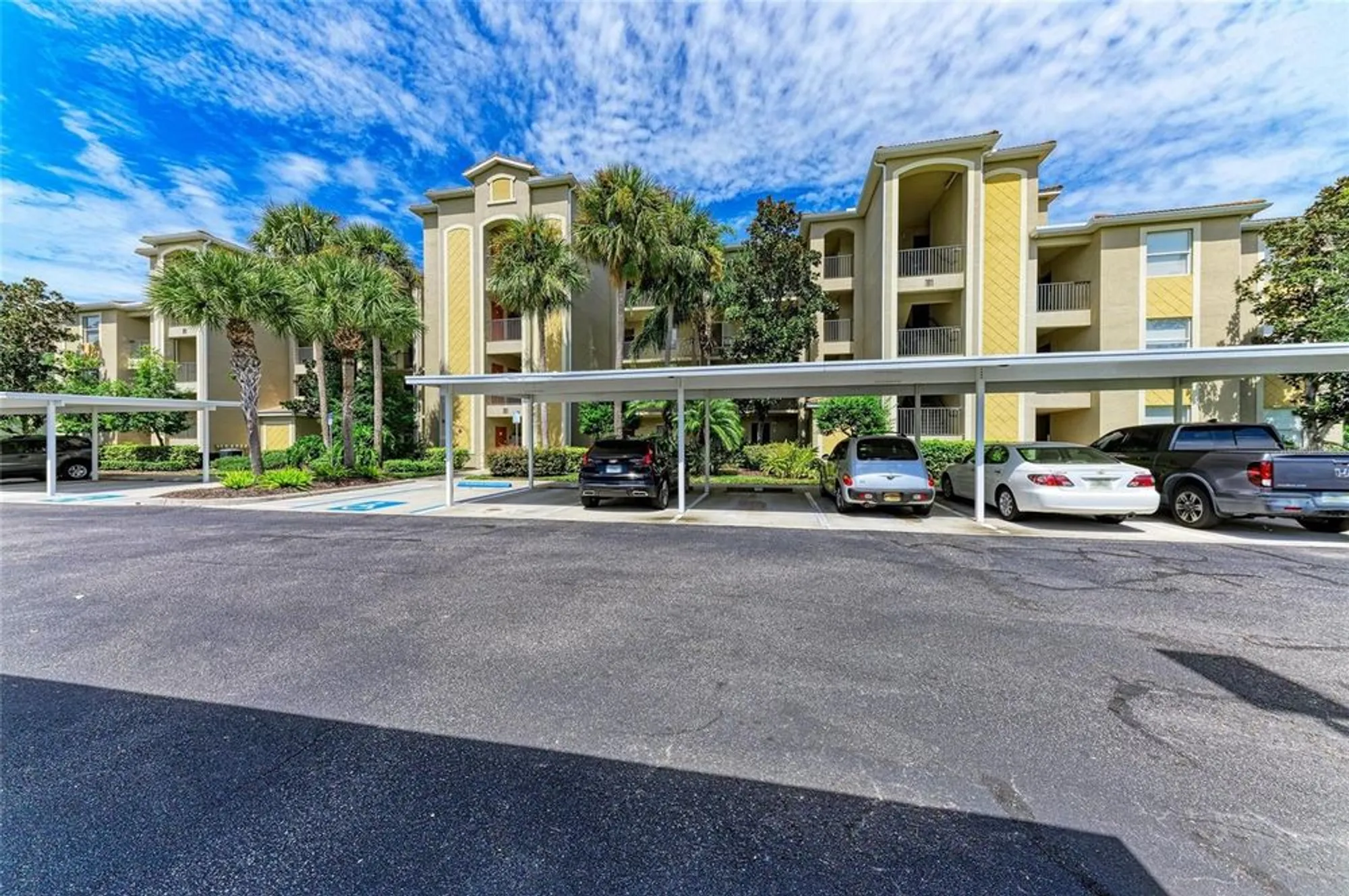Property Slideshow image 11 of 77 | 7911 grand estuary trl unit 108, Bradenton, FL, 34212