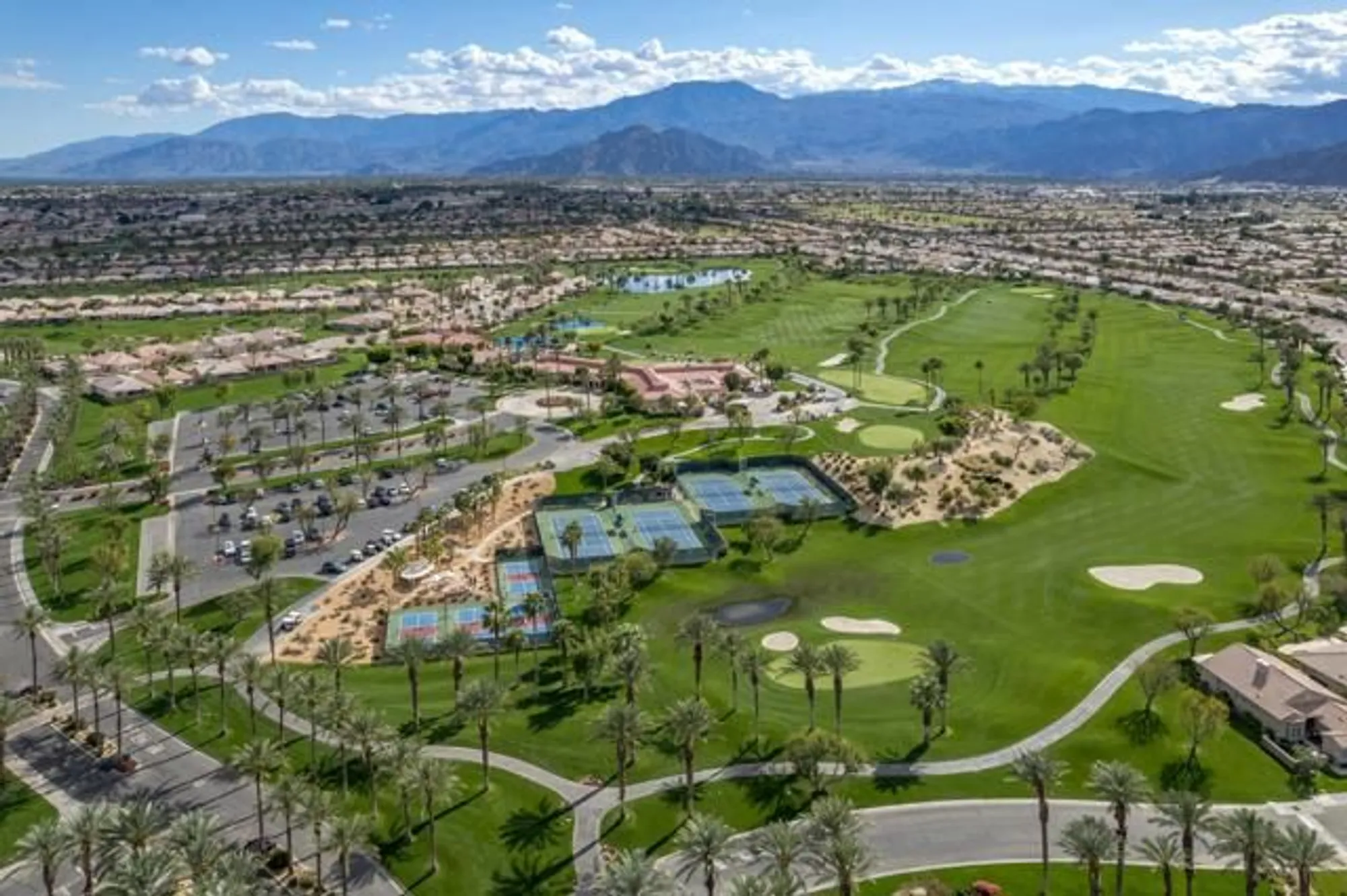 Property Slideshow image 35 of 39 | 44382 royal lytham dr, Indio, CA, 92201