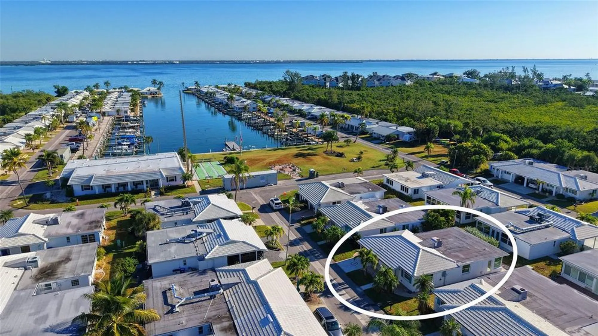 Property Slideshow image 35 of 39 | 738 el centro, Longboat Key, FL, 34228