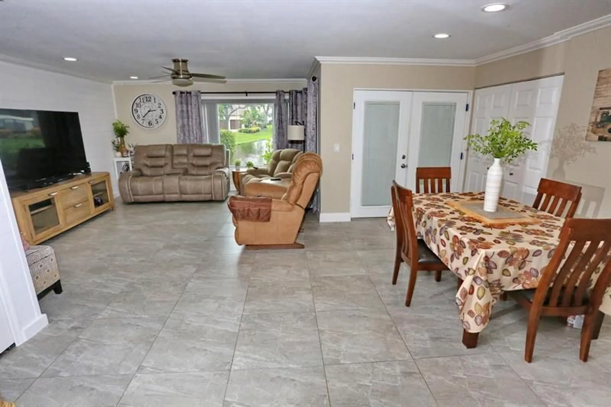 Property Slideshow image 10 of 52 | 3409 jog park dr # 3409, Greenacres, FL, 33467