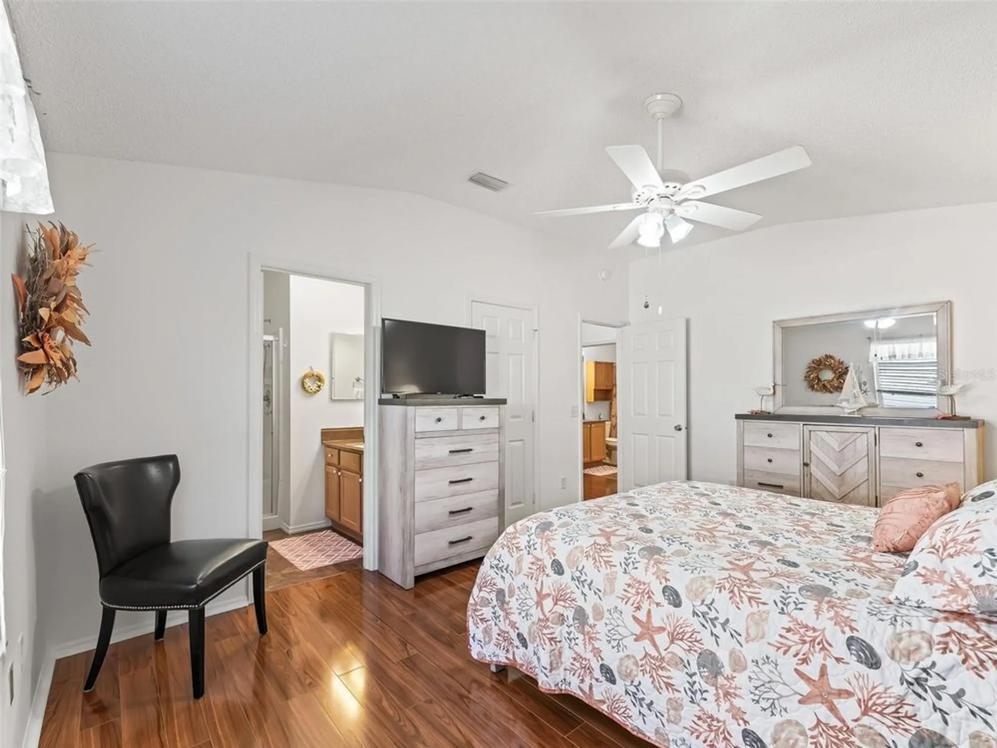 Property Slideshow image 18 of 32 | 408 rose croft ter, The Villages, FL, 32162