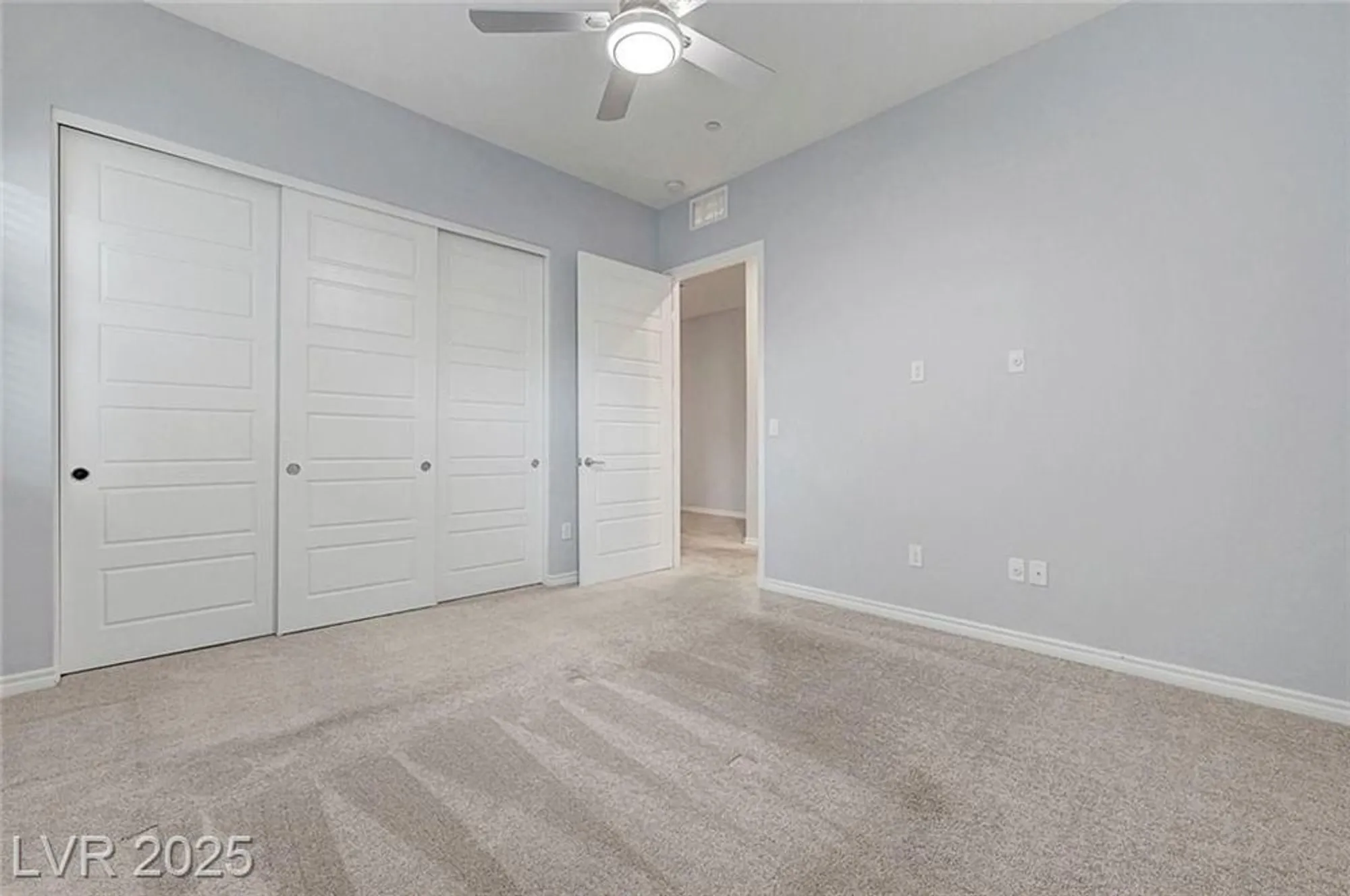 Property Slideshow image 30 of 44 | 977 edinburgh fields ct, Las Vegas, NV, 89138