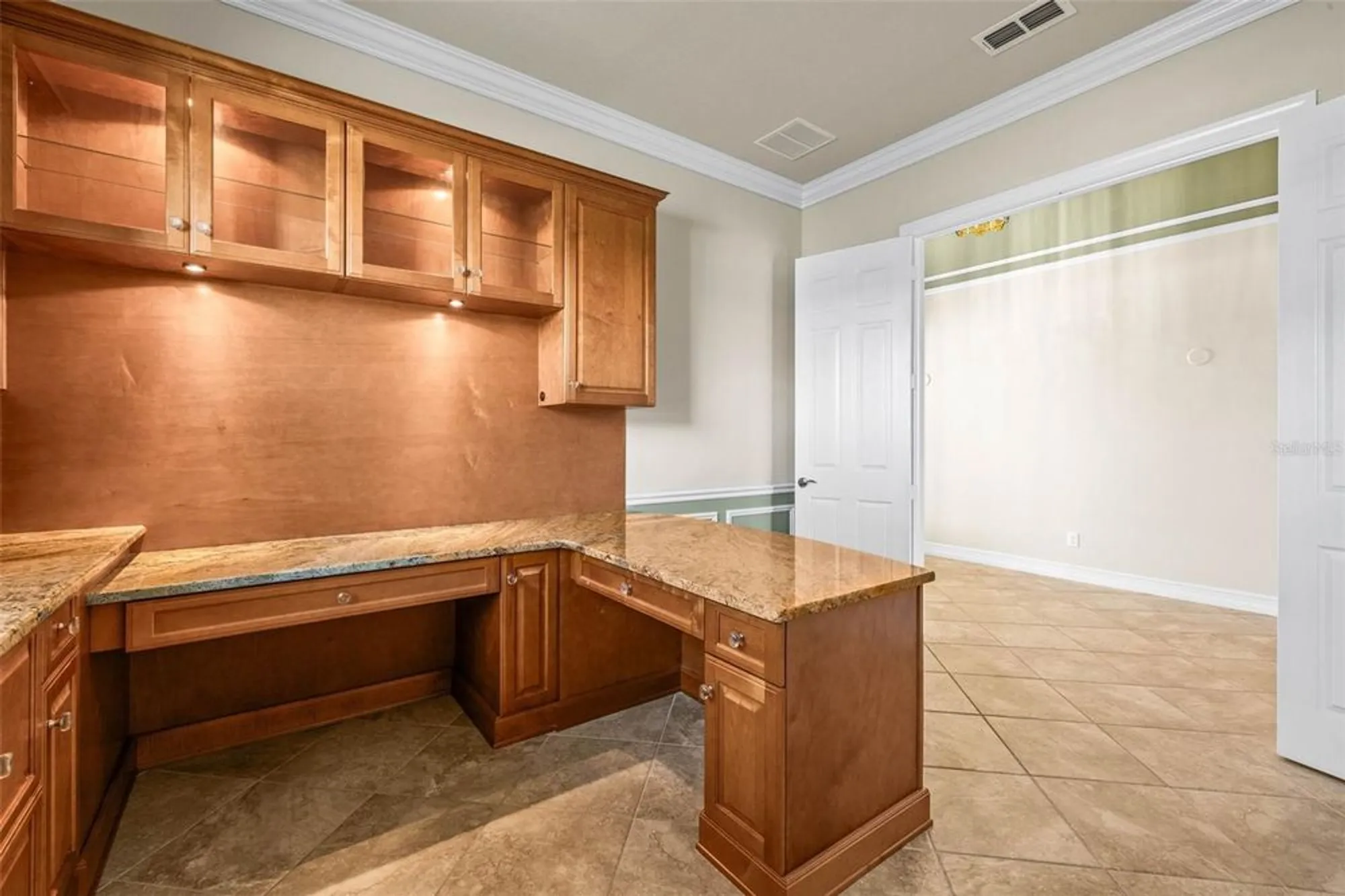 Property Slideshow image 10 of 88 | 5073 stone harbor cir, Wimauma, FL, 33598