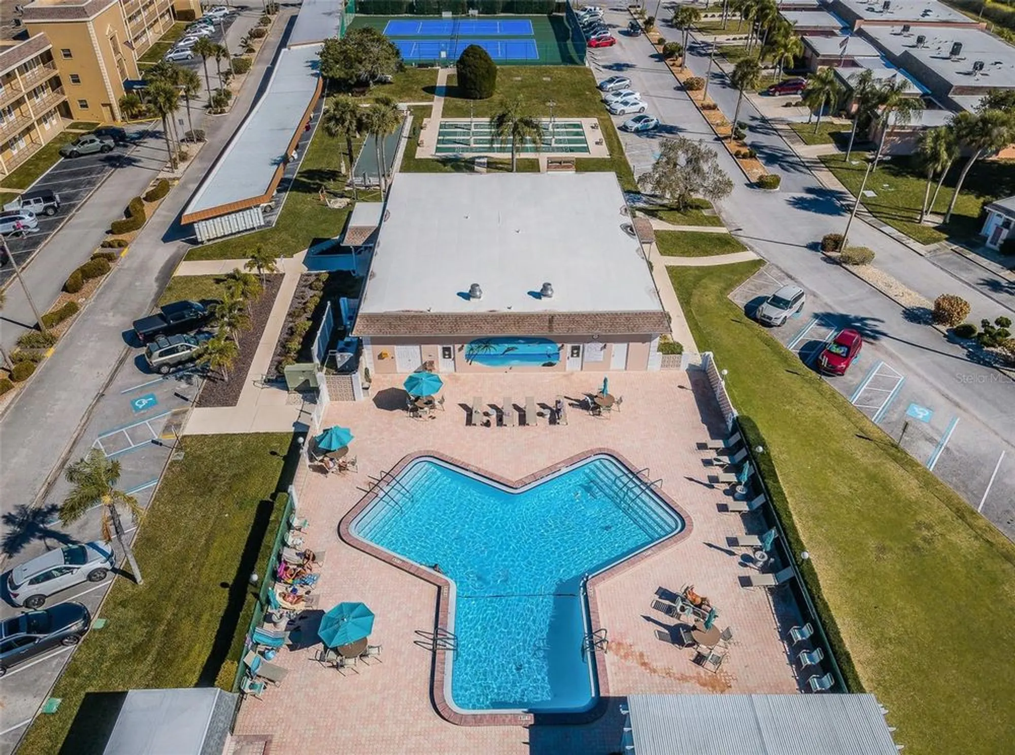 Property Slideshow image 69 of 89 | 1 boca ciega point blvd apt 314, Saint Petersburg, FL, 33708