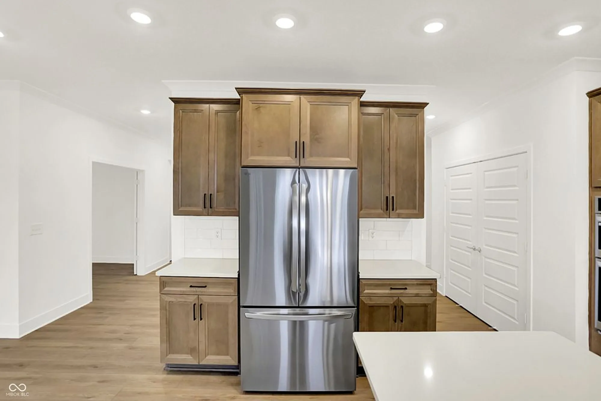 Property Slideshow image 20 of 52 | 5076 foxley park ln, Avon, IN, 46123