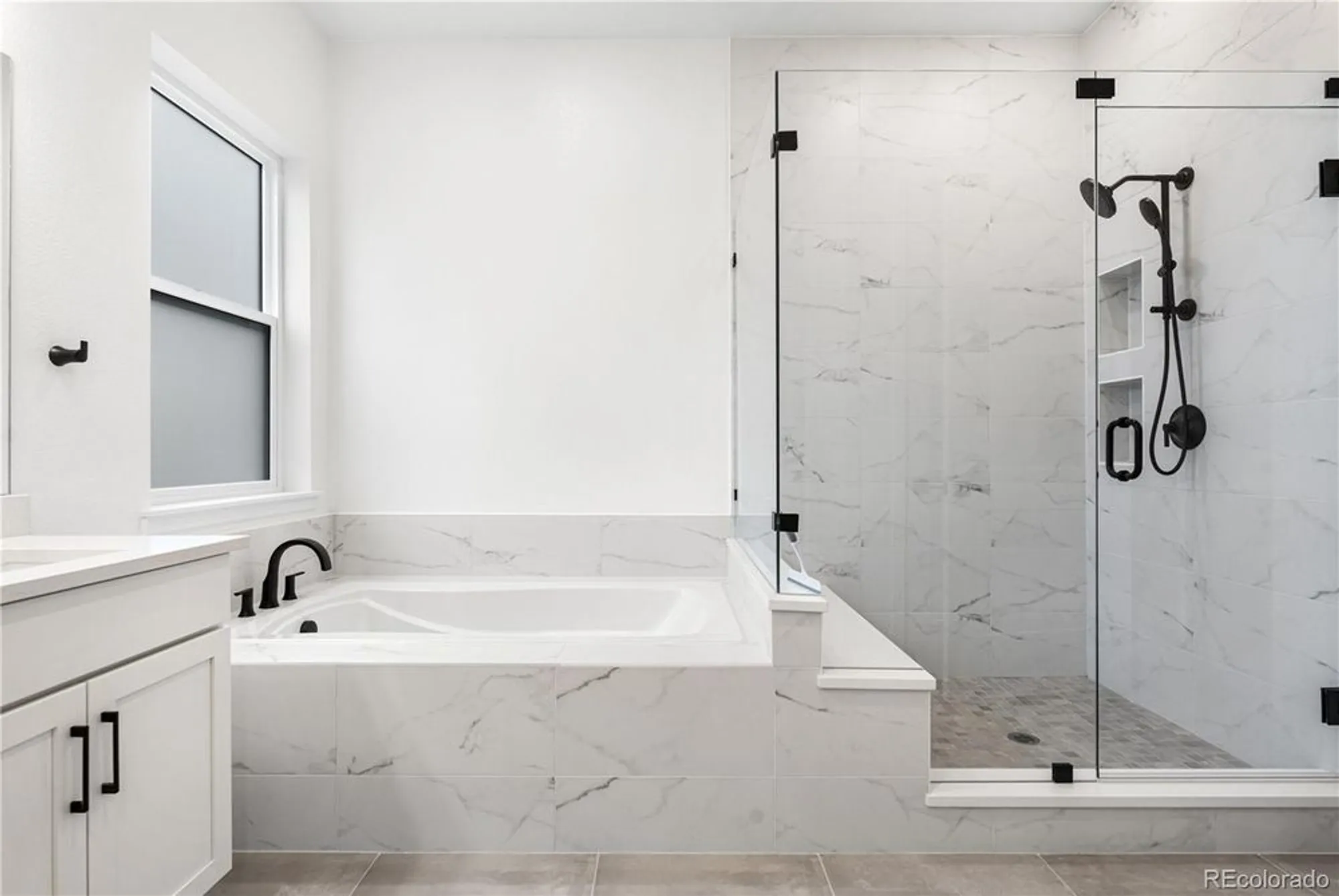 Property Slideshow image 30 of 35 | 11462 autumn moon st, Littleton, CO, 80125