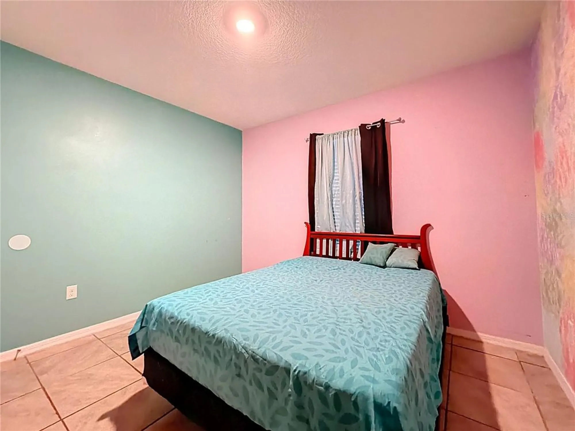 Property Slideshow image 27 of 49 | 2043 blue highlands dr, Lakeland, FL, 33811