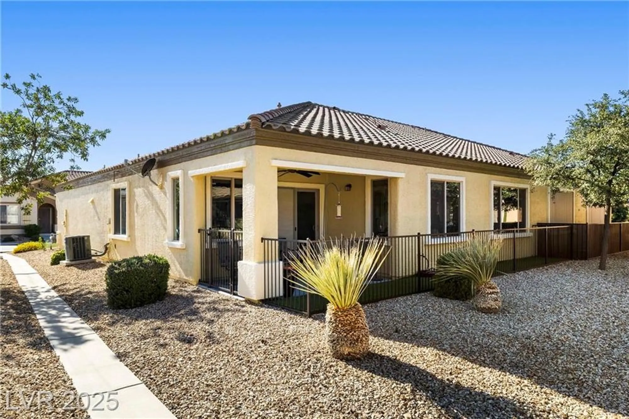 Property Slideshow image 17 of 30 | 2416 vivid sky pl, Henderson, NV, 89044