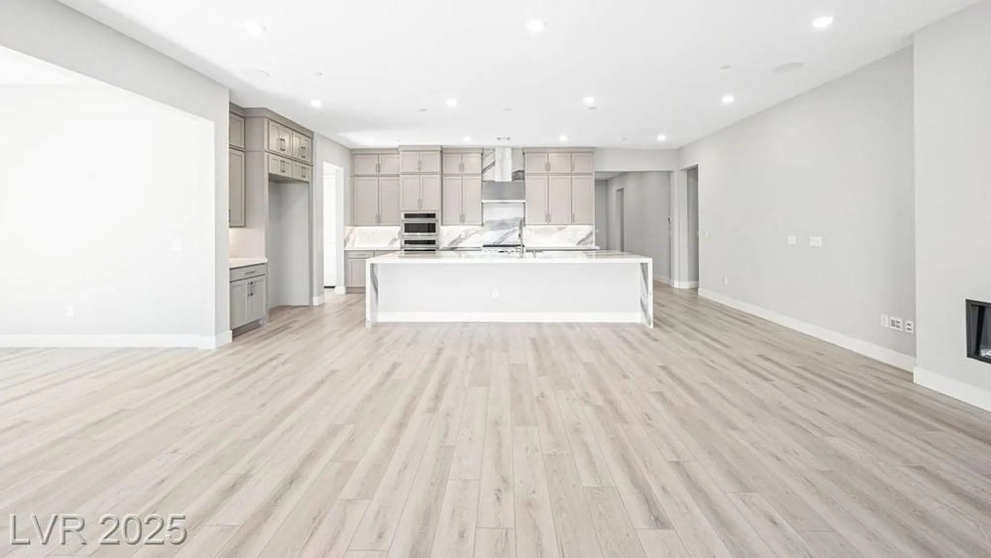 Property Slideshow image 18 of 48 | 241 paraggi bay dr, Henderson, NV, 89011