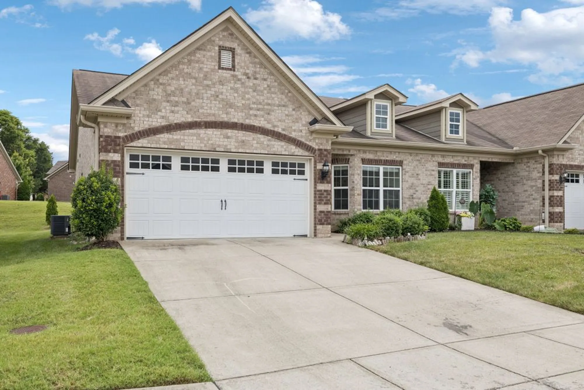 Property Slideshow image 2 of 30 | 4600 boxcroft cir, Mount Juliet, TN, 37122