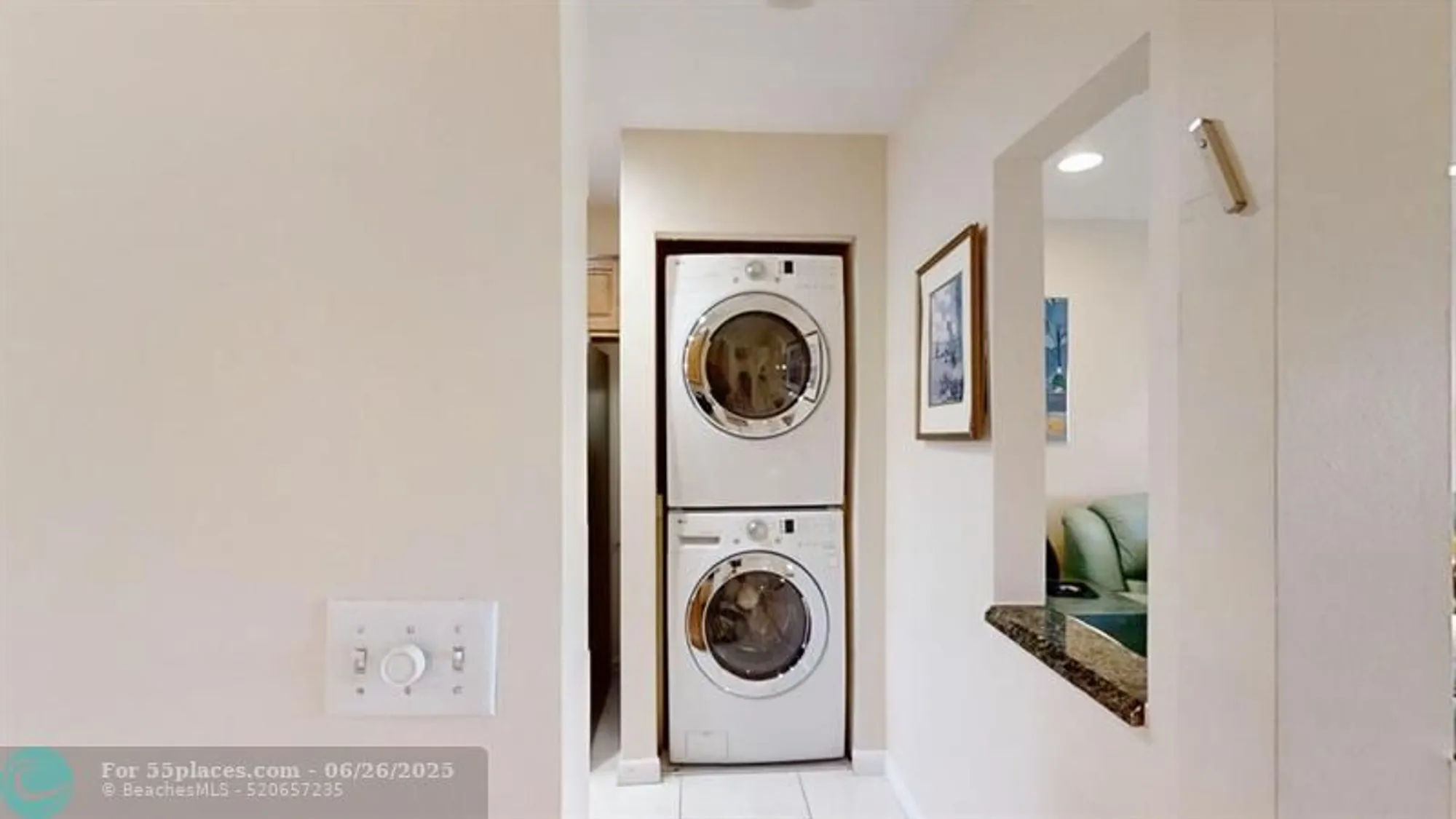 Property Slideshow image 11 of 41 | 8460 casa del lago e, Boca Raton, FL, 33433