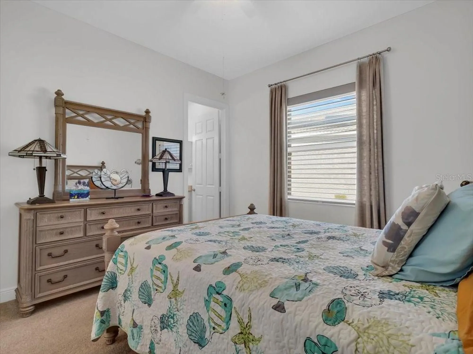 Property Slideshow image 31 of 76 | 16308 garnet glen pl, Wimauma, FL, 33598