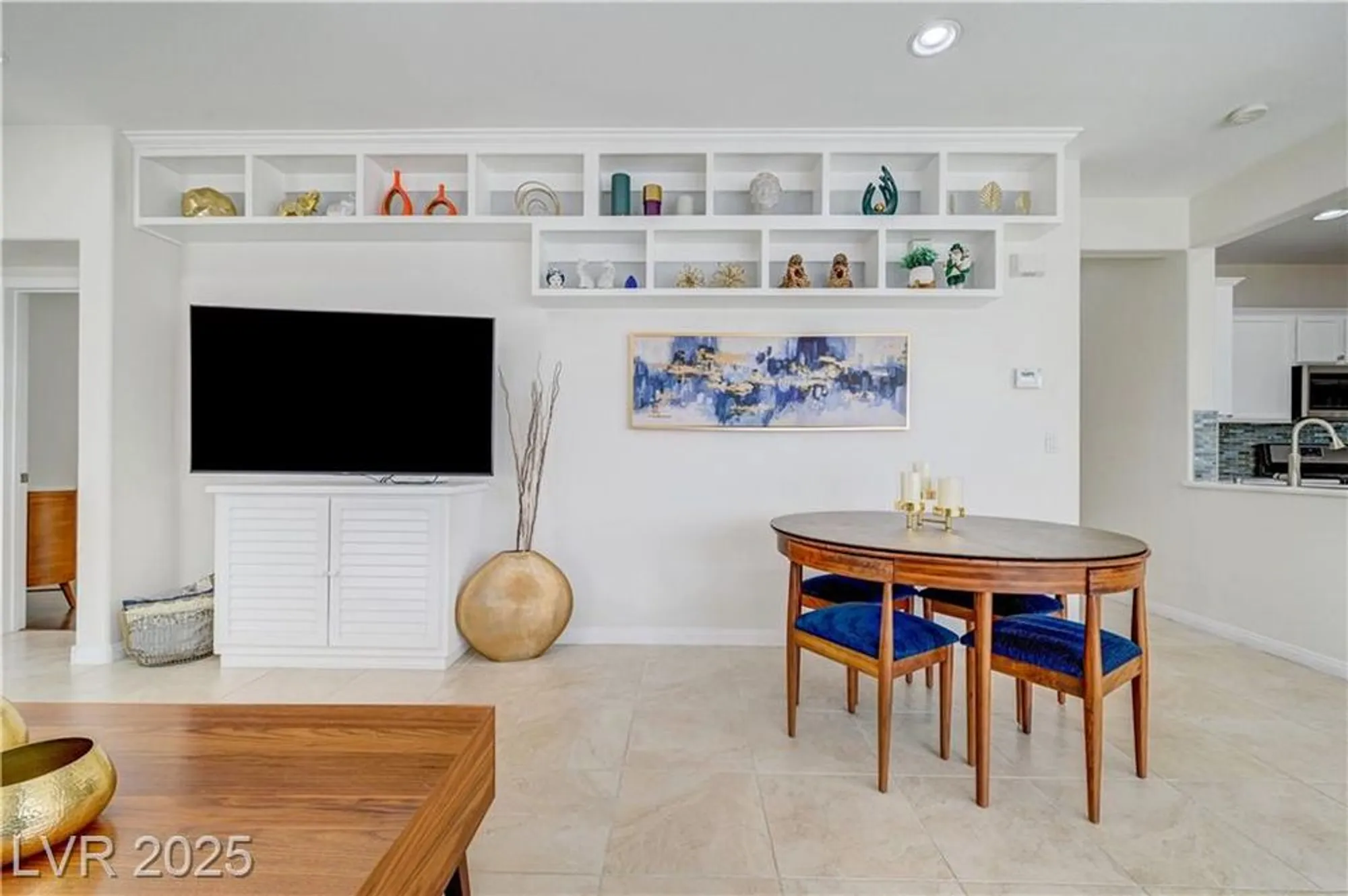 Property Slideshow image 23 of 94 | 5829 summit greens st, North Las Vegas, NV, 89081