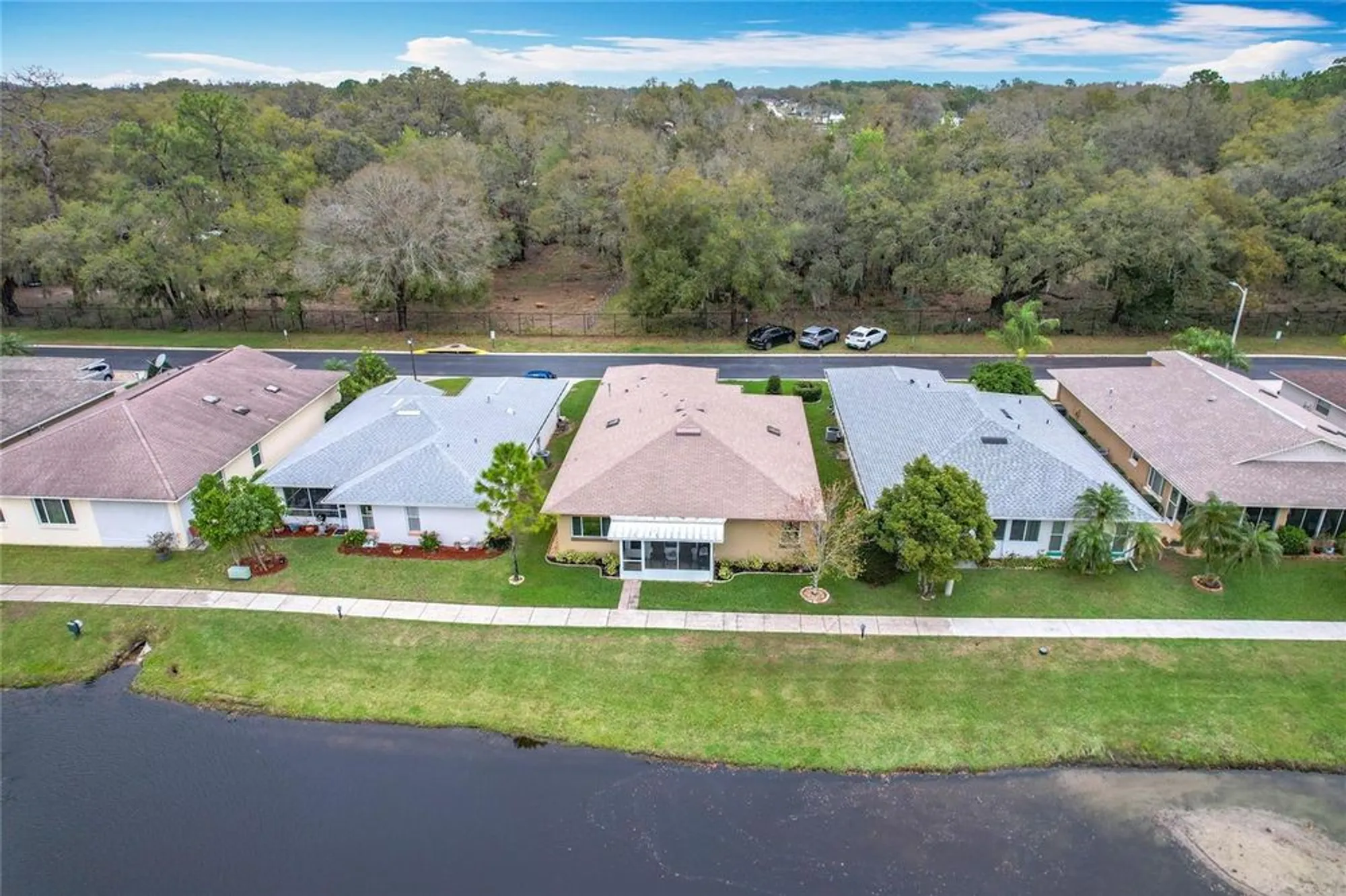 Property Slideshow image 26 of 27 | 2206 silver lakes dr, Lakeland, FL, 33810