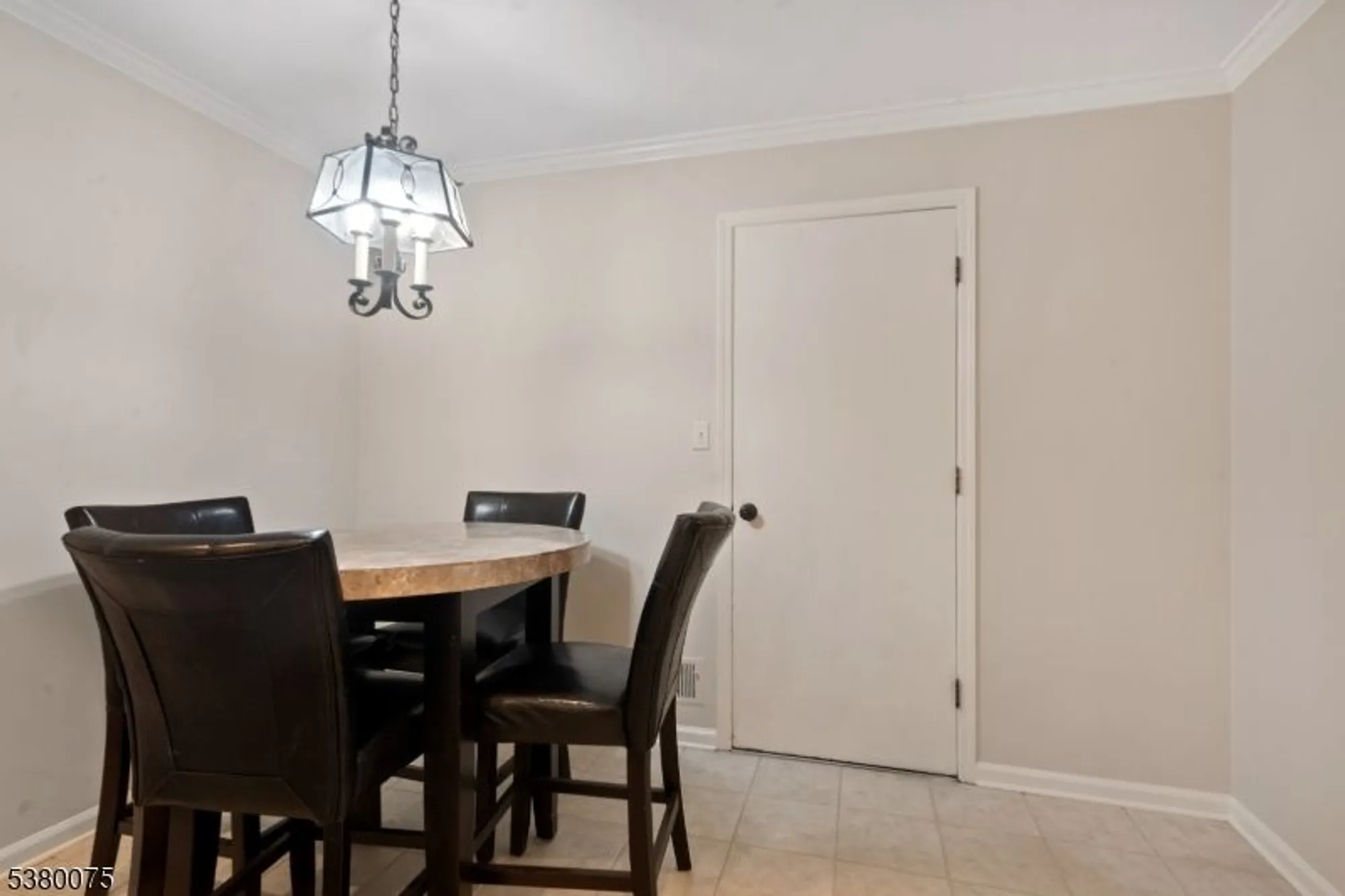 Property Slideshow image 14 of 40 | 16 galway dr, Mendham, NJ, 07945