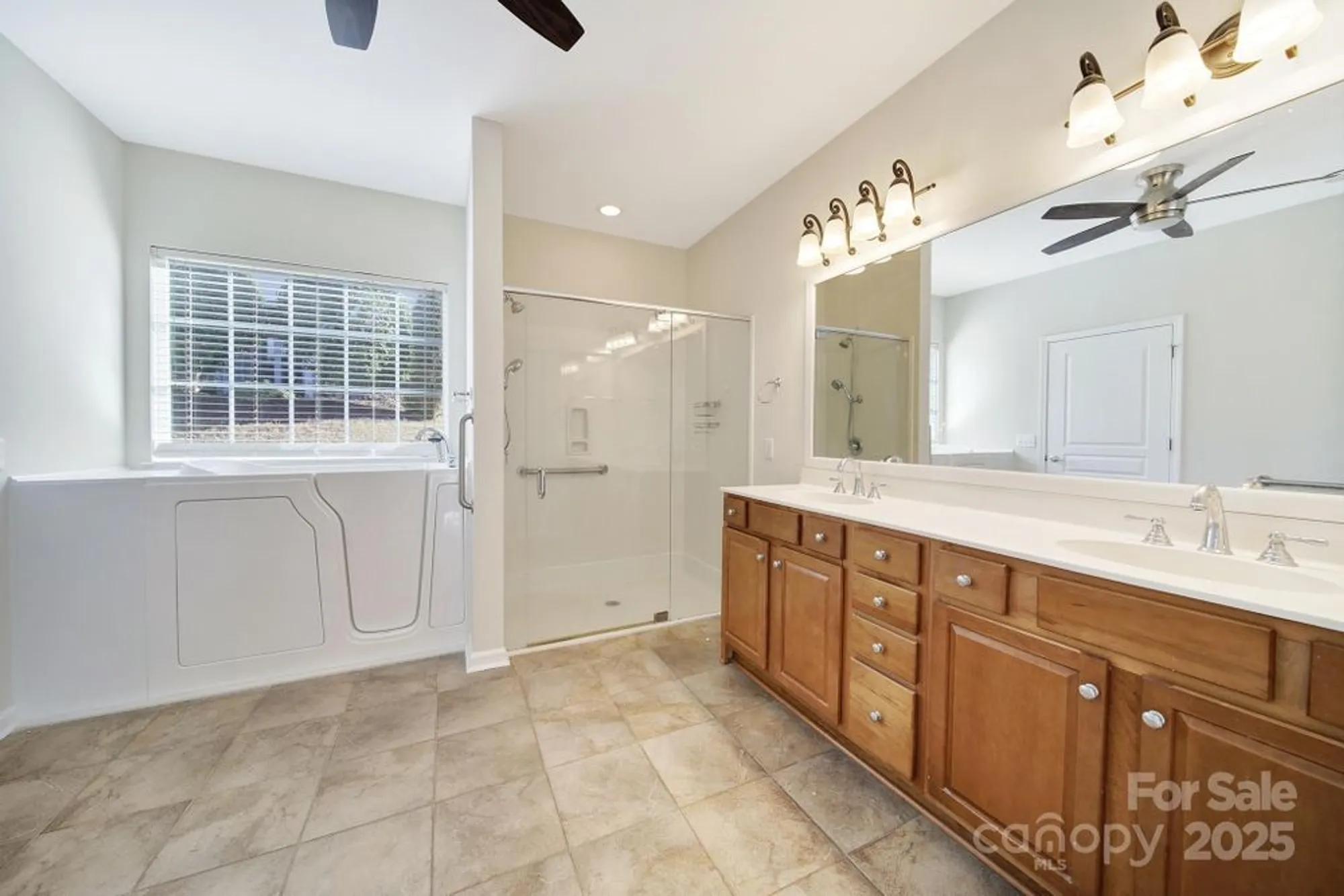 Property Slideshow image 23 of 48 | 10411 bethpage dr, Fort Mill, SC, 29707